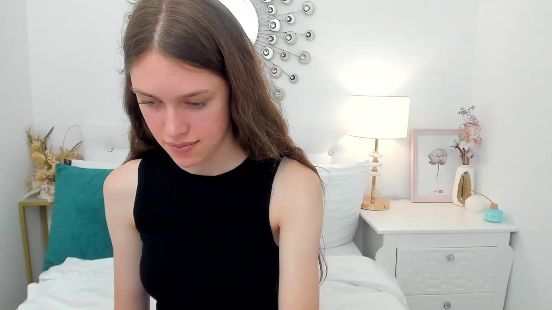 Gallery image thumbnail from JaneBrown's myfreecams stream on, 08/20/2023, 16:00 image 6 of 20