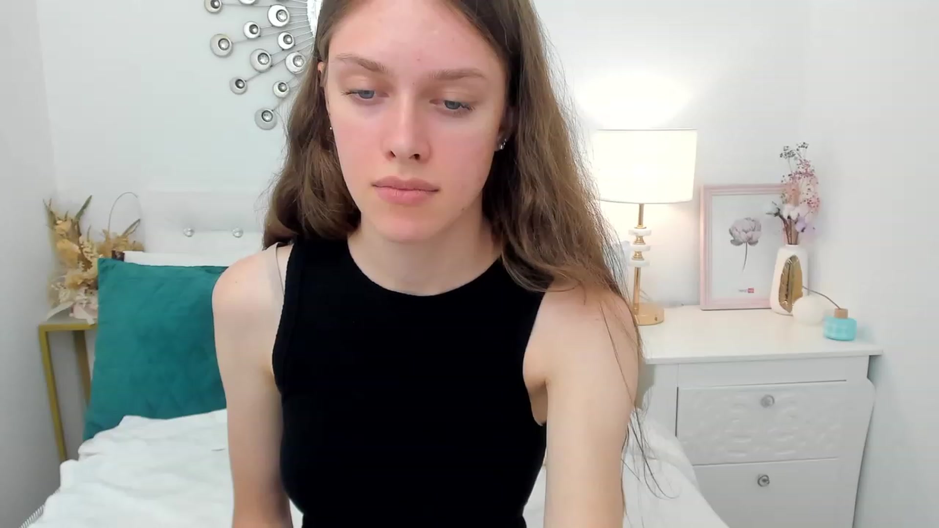 Gallery image thumbnail from JaneBrown's myfreecams stream on, 08/20/2023, 16:00 image 10 of 20