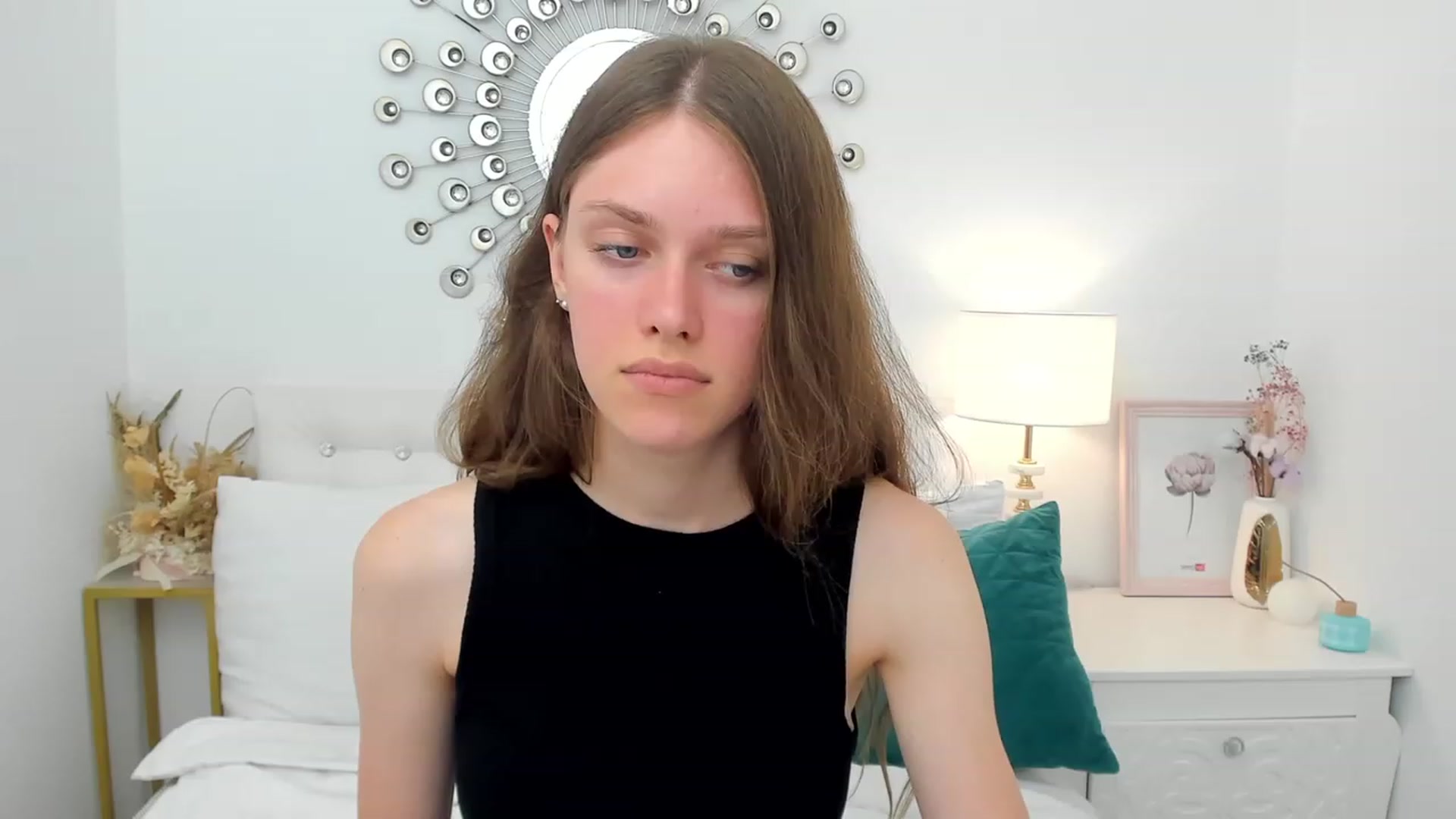 Gallery image thumbnail from JaneBrown's myfreecams stream on, 08/20/2023, 17:54 image 6 of 20
