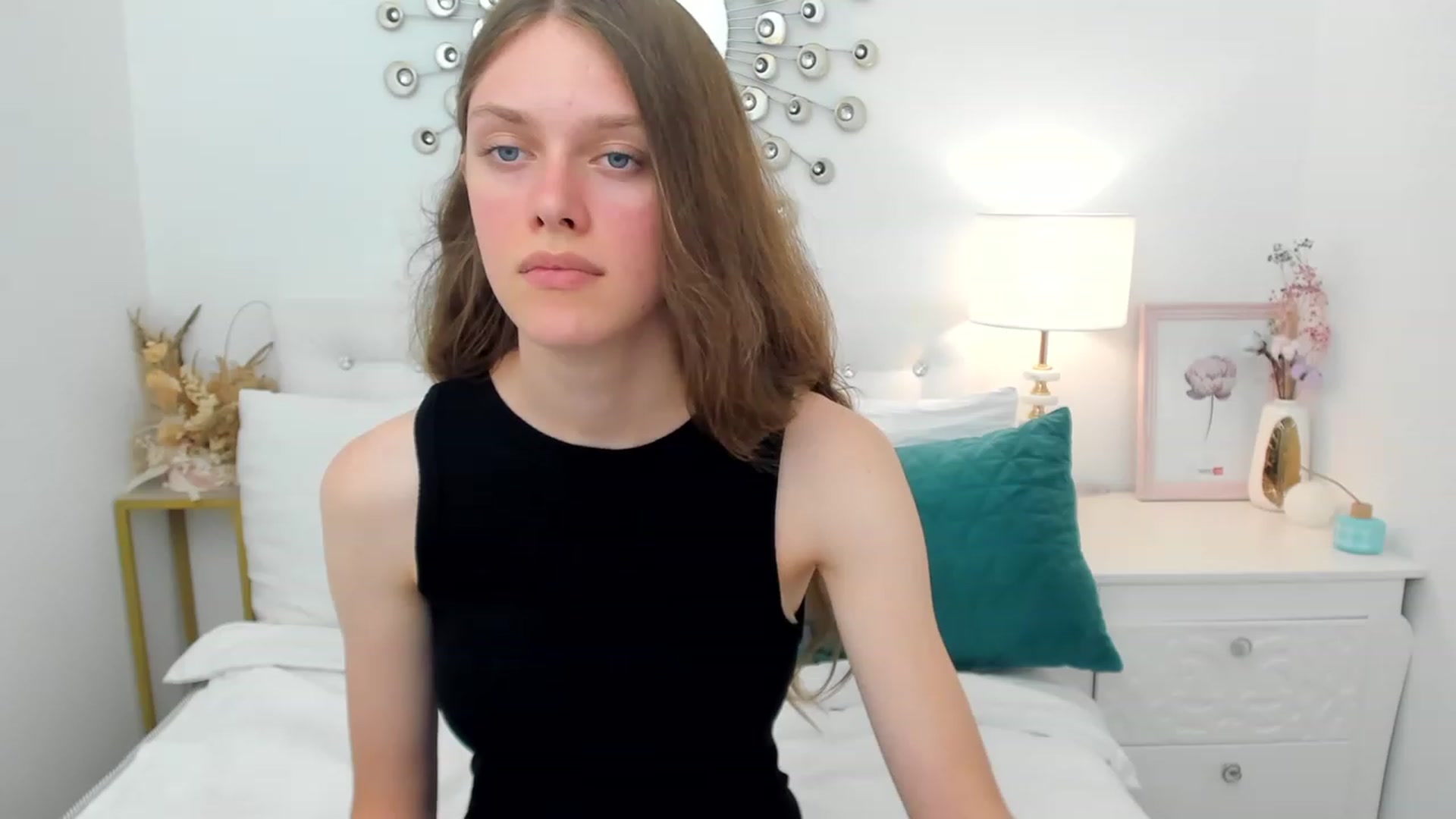 Gallery image thumbnail from JaneBrown's myfreecams stream on, 08/20/2023, 17:54 image 15 of 20