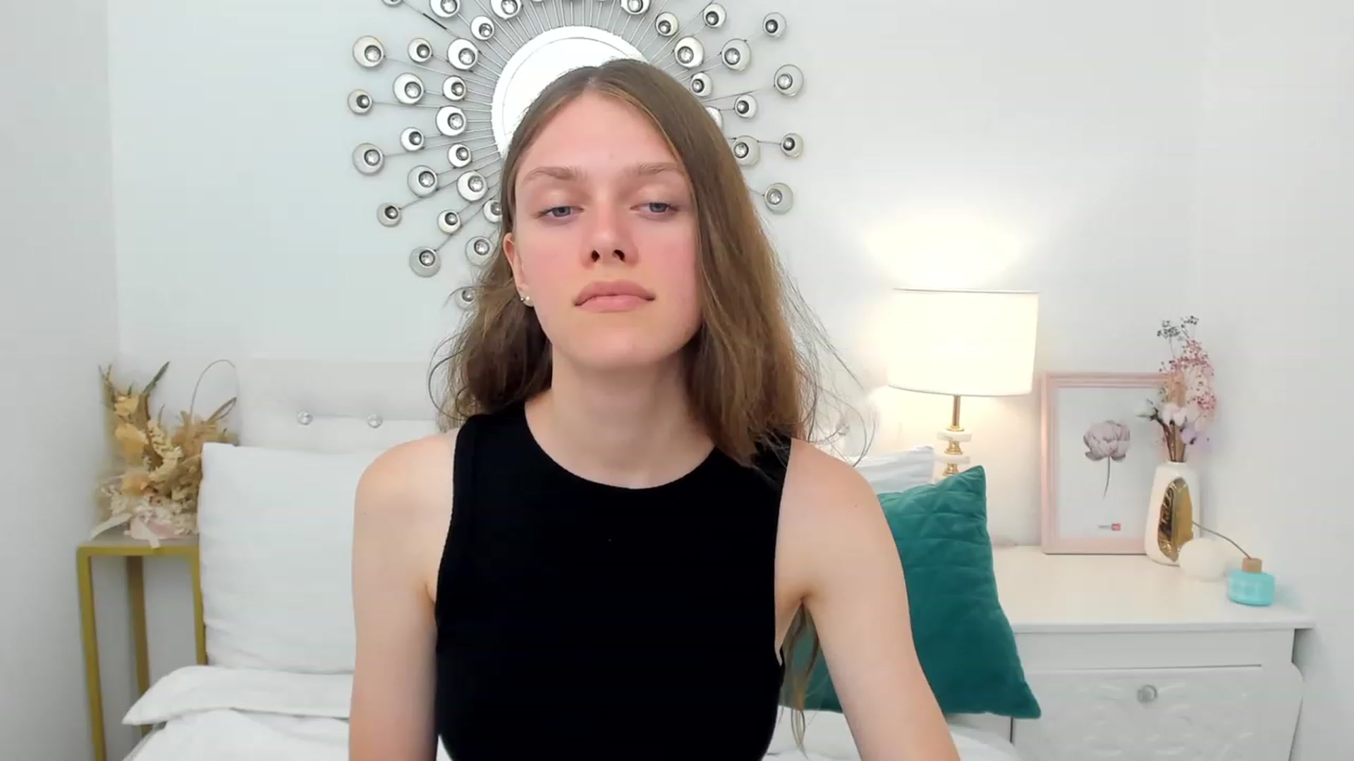 Gallery image thumbnail from JaneBrown's myfreecams stream on, 08/20/2023, 17:54 image 7 of 20