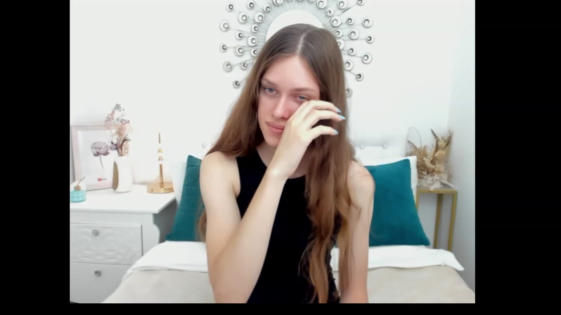 Gallery image thumbnail from JaneBrown's myfreecams stream on, 08/22/2023, 05:04 image 14 of 20