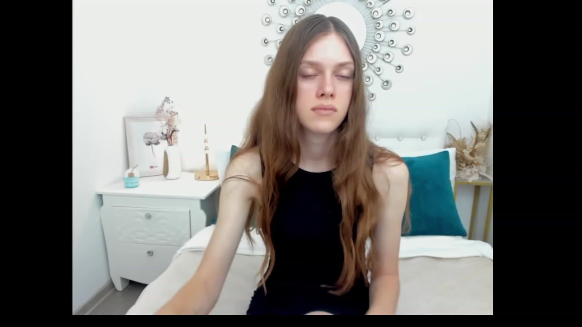 Gallery image thumbnail from JaneBrown's myfreecams stream on, 08/22/2023, 05:41 image 1 of 20