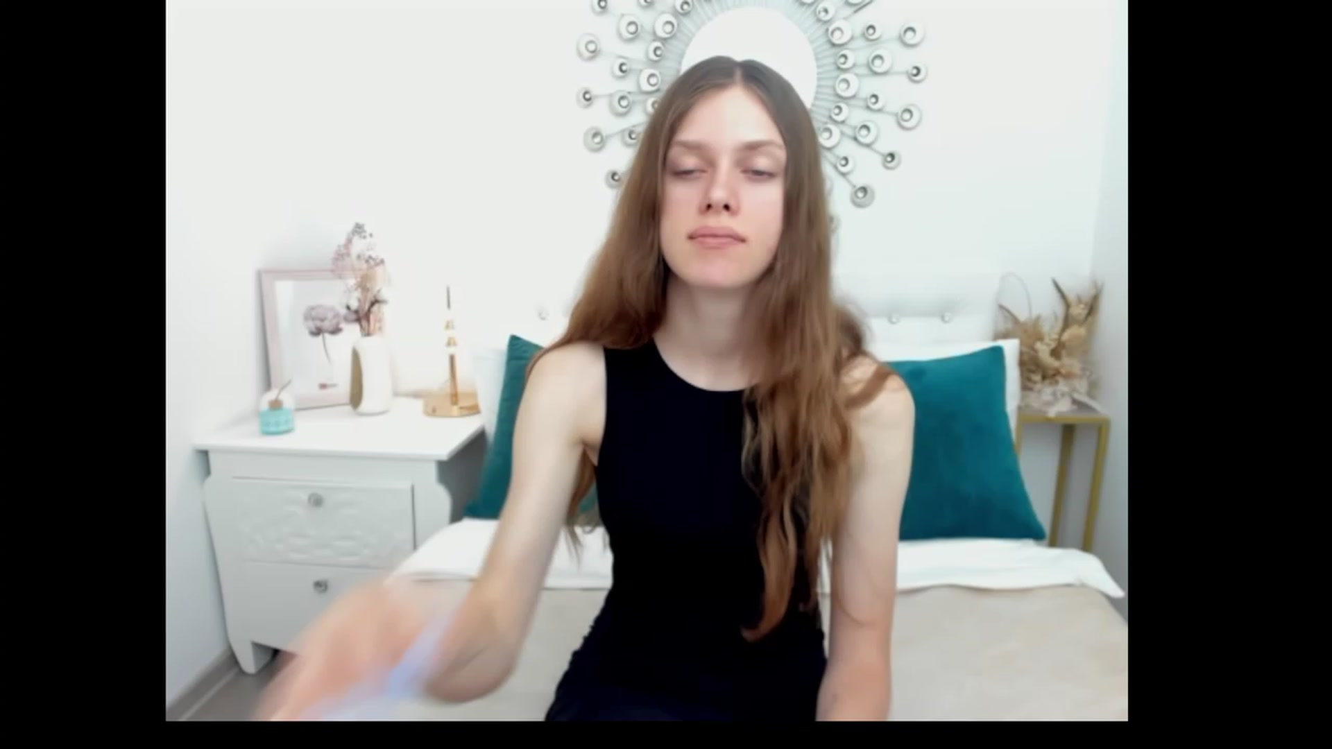 Gallery image thumbnail from JaneBrown's myfreecams stream on, 08/22/2023, 05:41 image 17 of 20