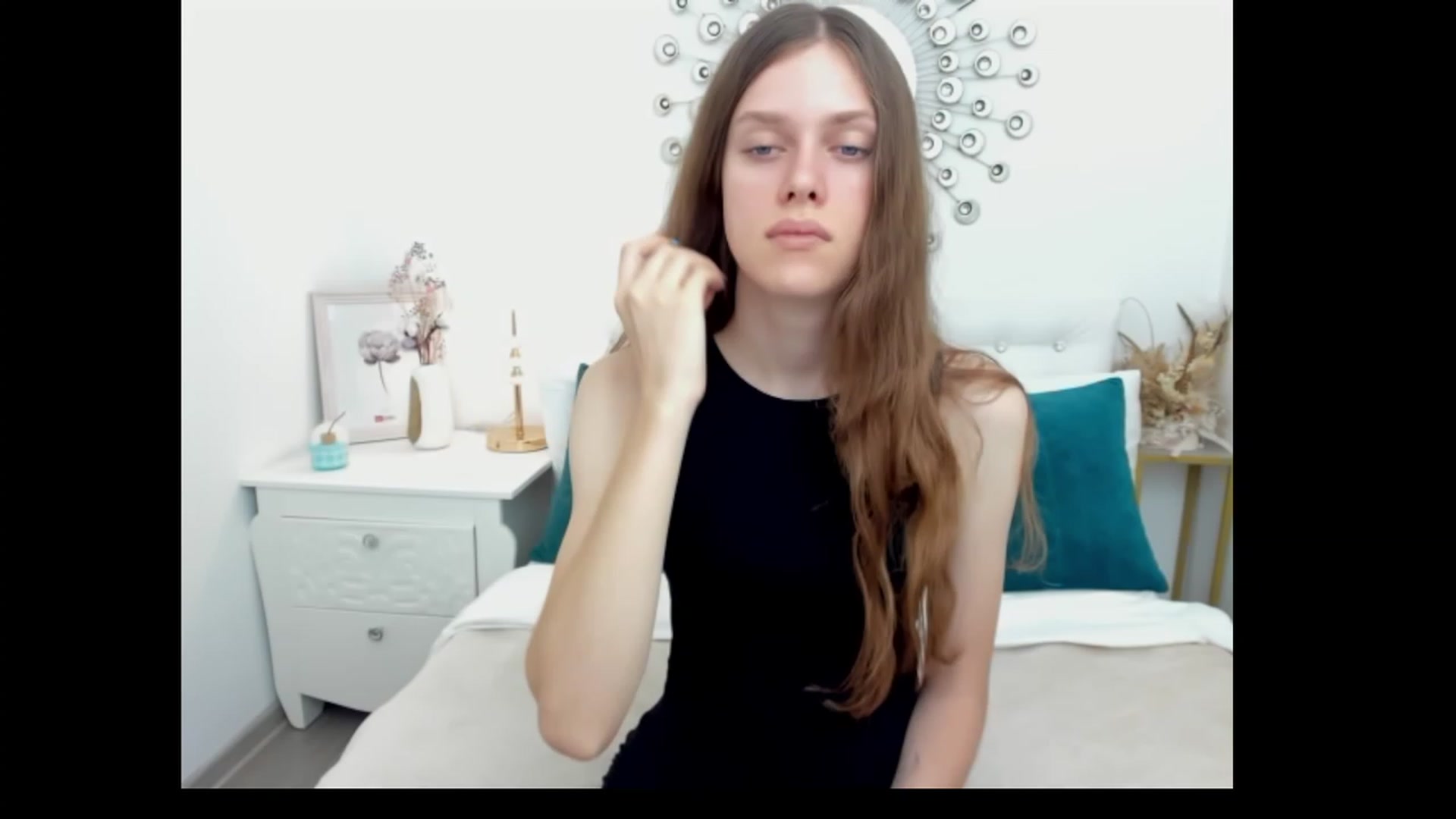 Gallery image thumbnail from JaneBrown's myfreecams stream on, 08/22/2023, 05:41 image 3 of 20