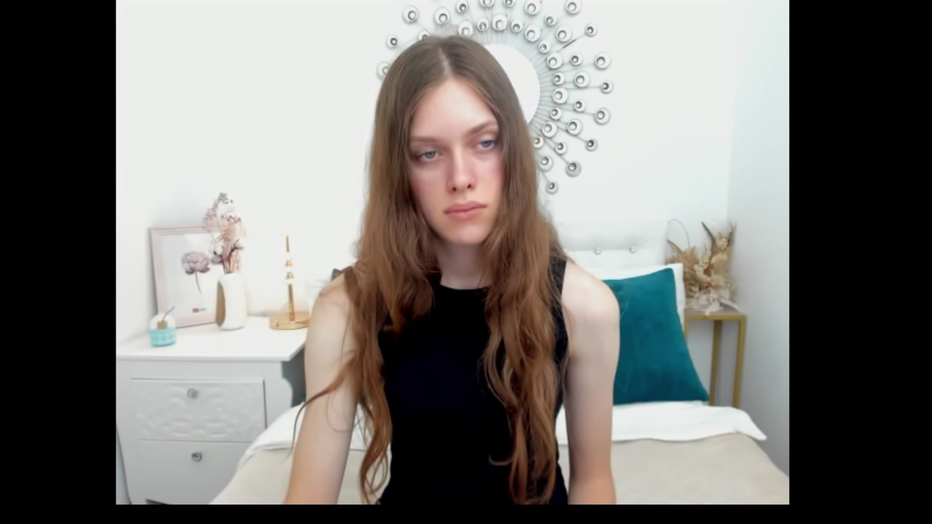 Gallery image thumbnail from JaneBrown's myfreecams stream on, 08/22/2023, 07:18 image 8 of 20