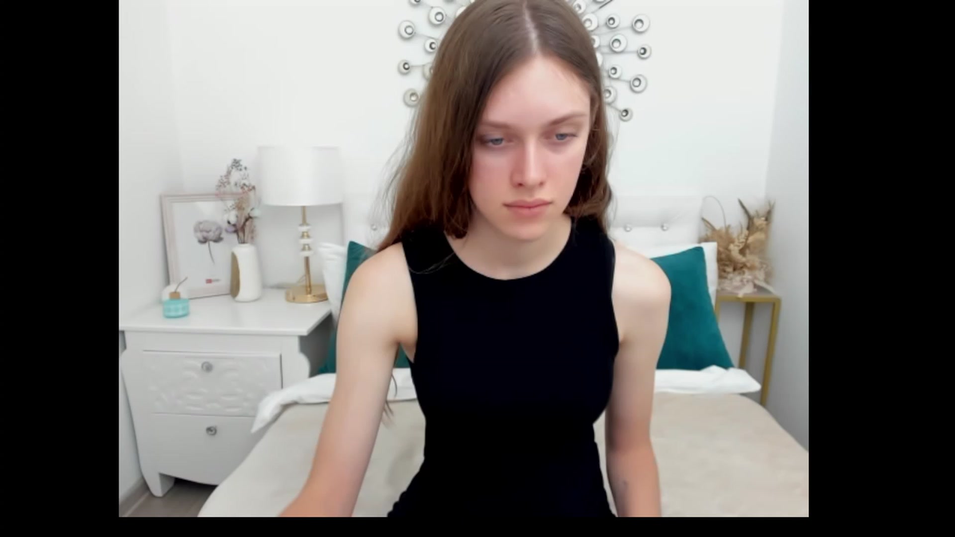 Gallery image thumbnail from JaneBrown's myfreecams stream on, 08/22/2023, 07:55 image 16 of 20