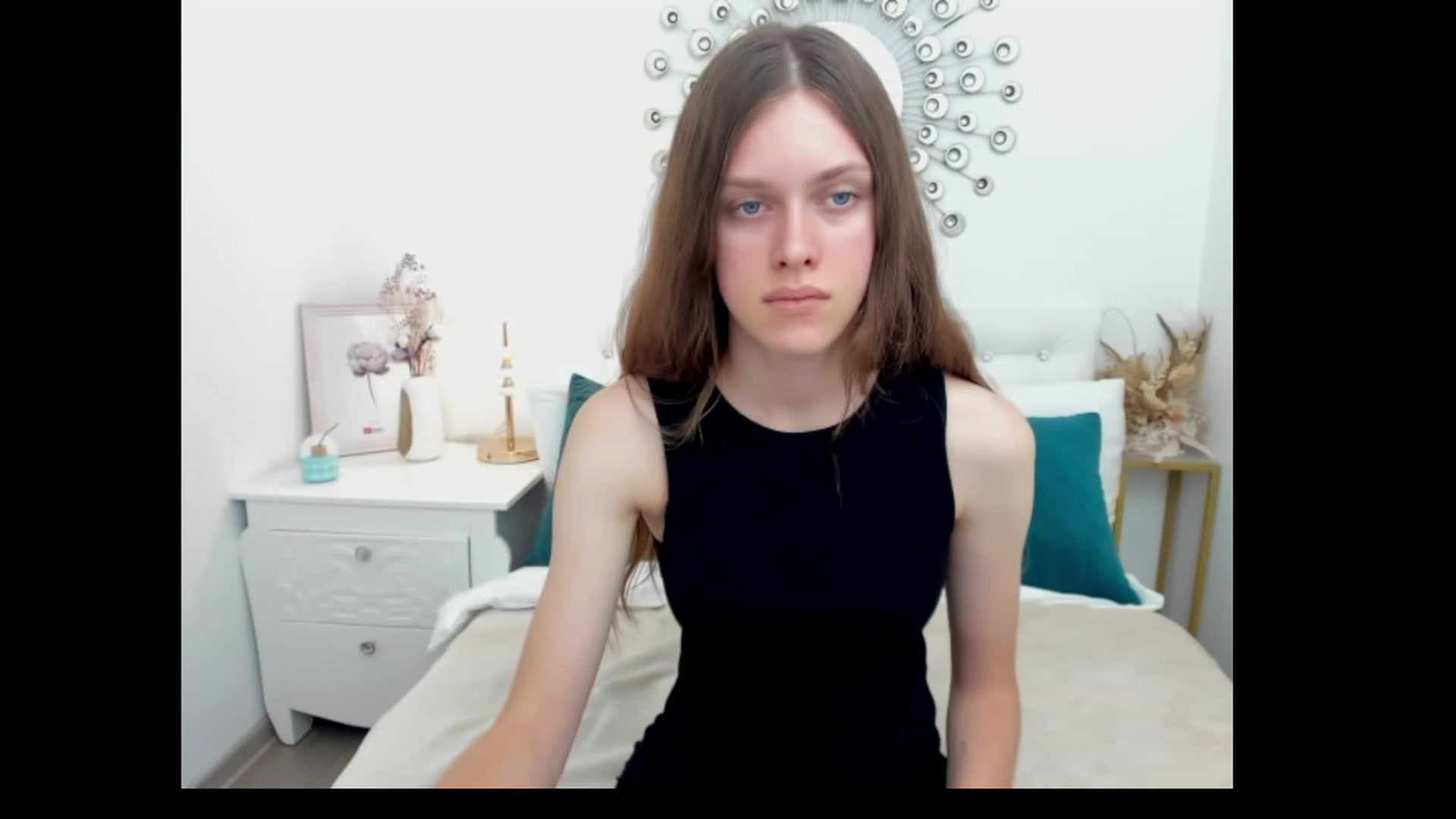 Gallery image thumbnail from JaneBrown's myfreecams stream on, 08/22/2023, 09:48 image 8 of 20