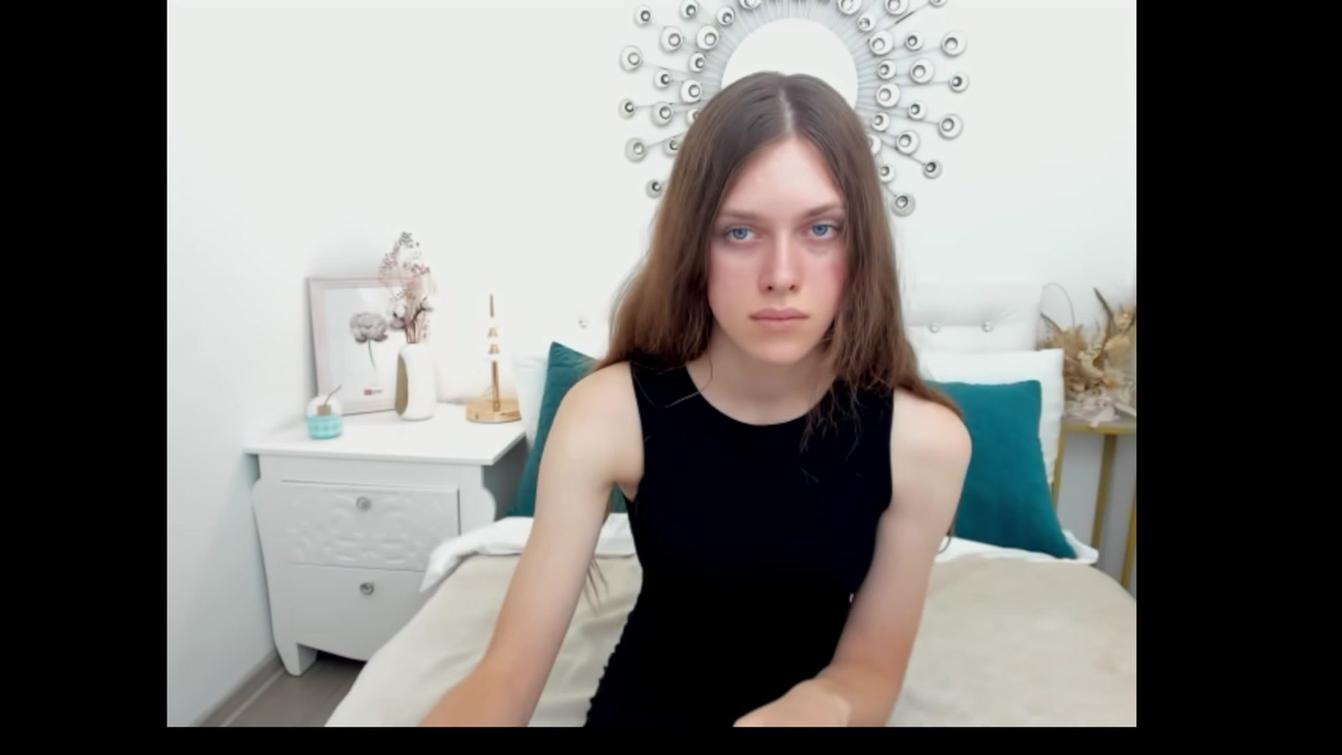 Gallery image thumbnail from JaneBrown's myfreecams stream on, 08/22/2023, 09:48 image 6 of 20