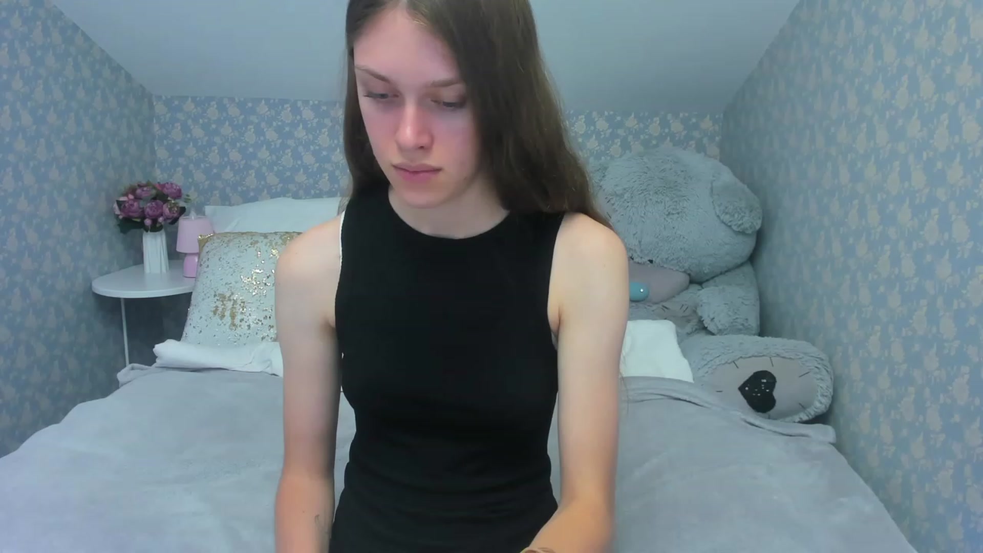 Gallery image thumbnail from JaneBrown's myfreecams stream on, 08/23/2023, 12:17 image 2 of 20