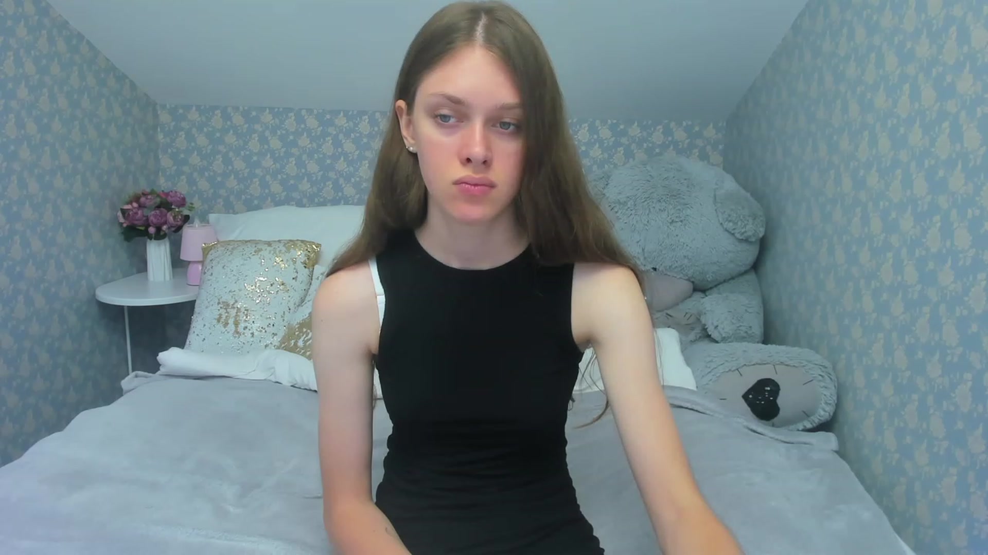 Gallery image thumbnail from JaneBrown's myfreecams stream on, 08/23/2023, 12:17 image 7 of 20