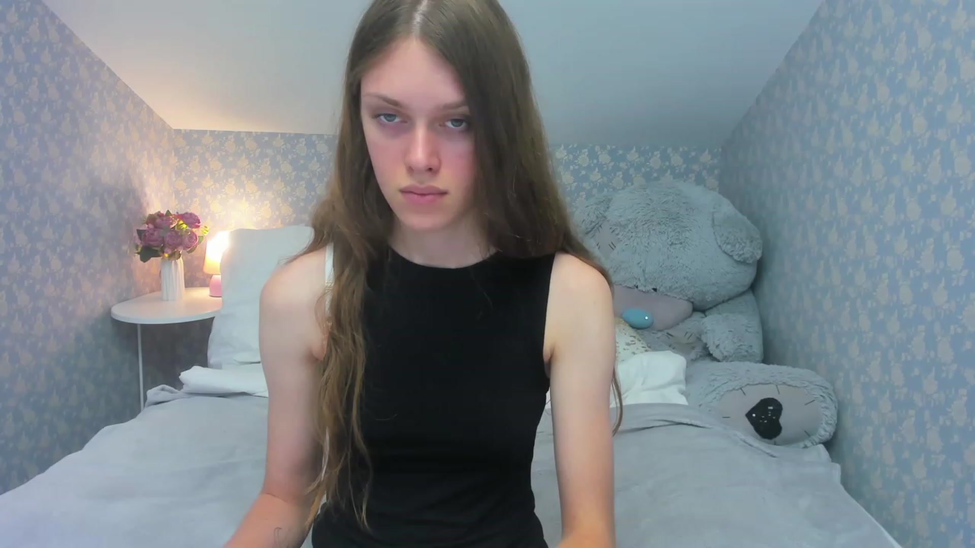 Gallery image thumbnail from JaneBrown's myfreecams stream on, 08/23/2023, 13:56 image 18 of 20
