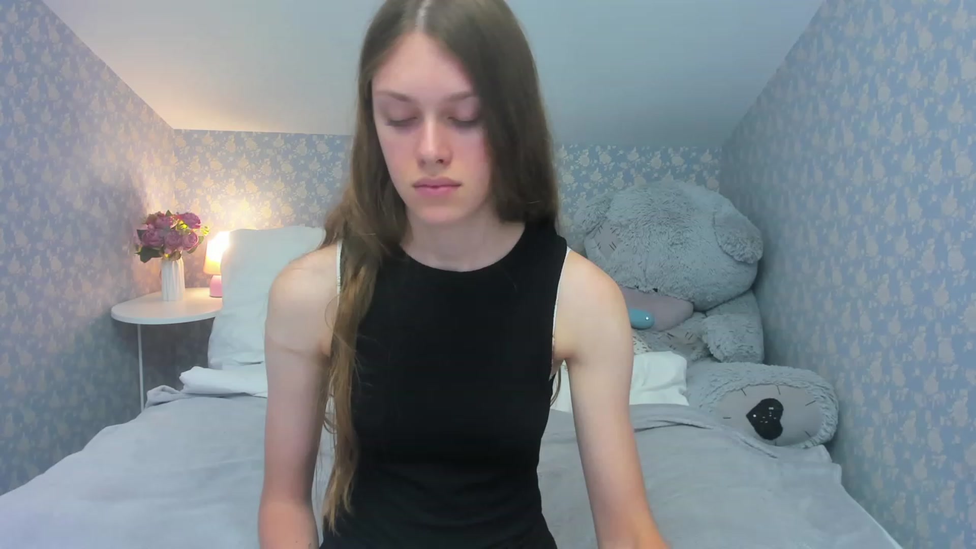 Gallery image thumbnail from JaneBrown's myfreecams stream on, 08/23/2023, 13:56 image 11 of 20