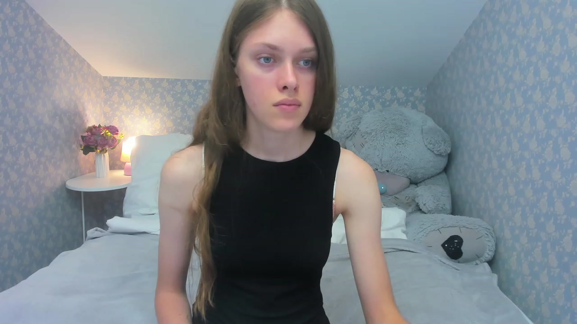 Gallery image thumbnail from JaneBrown's myfreecams stream on, 08/23/2023, 13:56 image 10 of 20