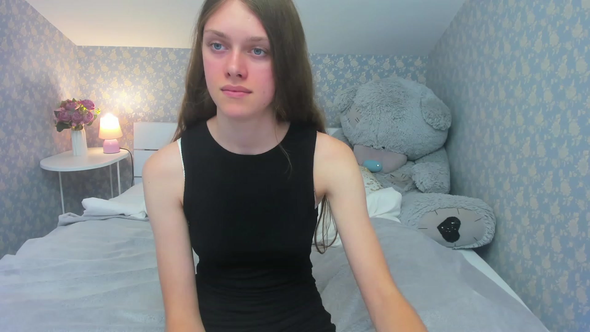 Gallery image thumbnail from JaneBrown's myfreecams stream on, 08/23/2023, 16:38 image 18 of 20