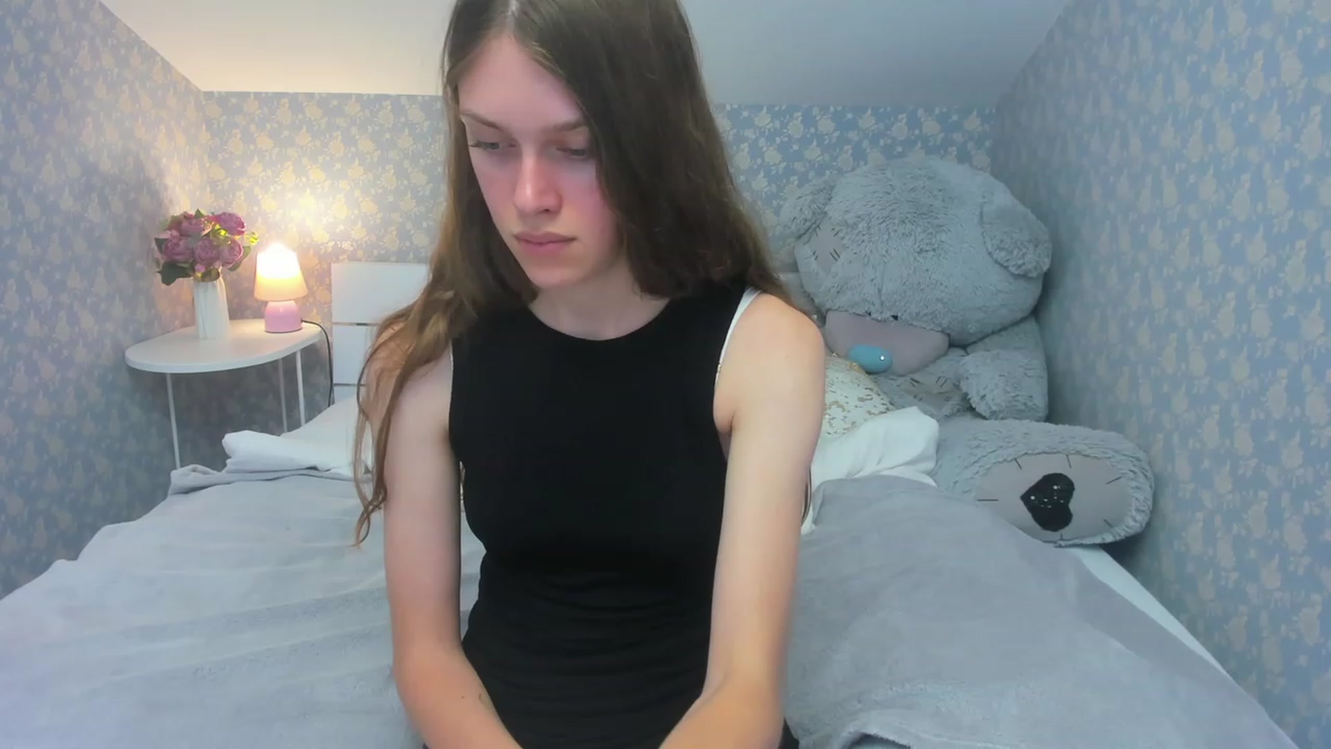 Gallery image thumbnail from JaneBrown's myfreecams stream on, 08/23/2023, 16:38 image 9 of 20