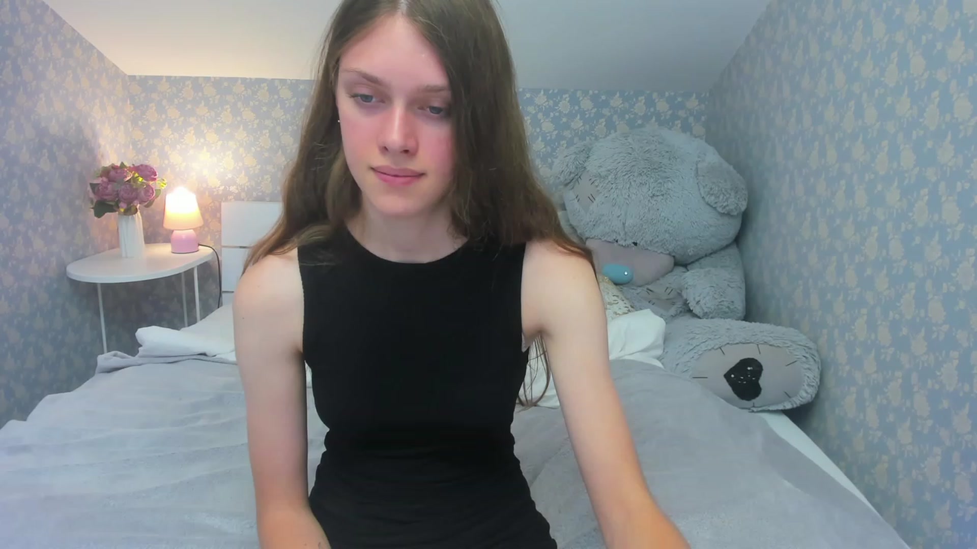 Gallery image thumbnail from JaneBrown's myfreecams stream on, 08/23/2023, 16:38 image 15 of 20