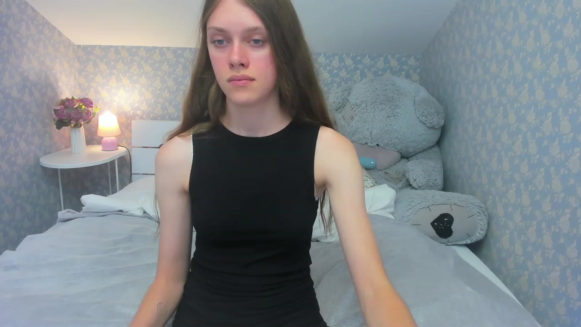 Gallery image thumbnail from JaneBrown's myfreecams stream on, 08/23/2023, 16:38 image 16 of 20
