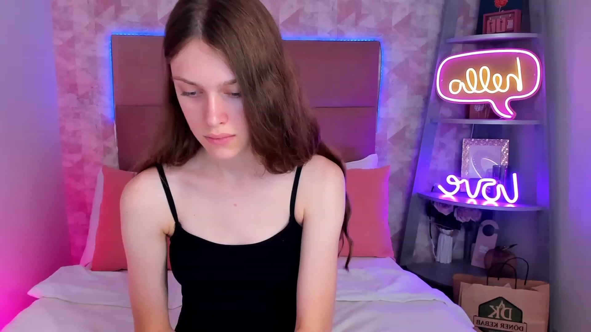 Gallery image thumbnail from JaneBrown's myfreecams stream on, 08/25/2023, 13:45 image 13 of 20