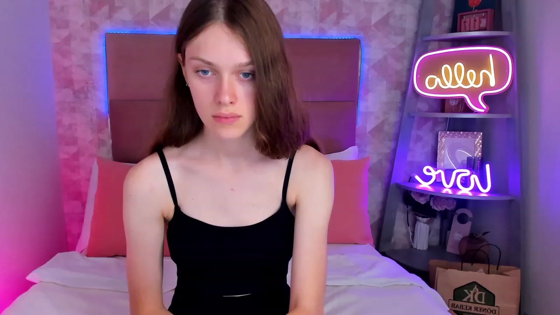 Gallery image thumbnail from JaneBrown's myfreecams stream on, 08/25/2023, 13:45 image 8 of 20
