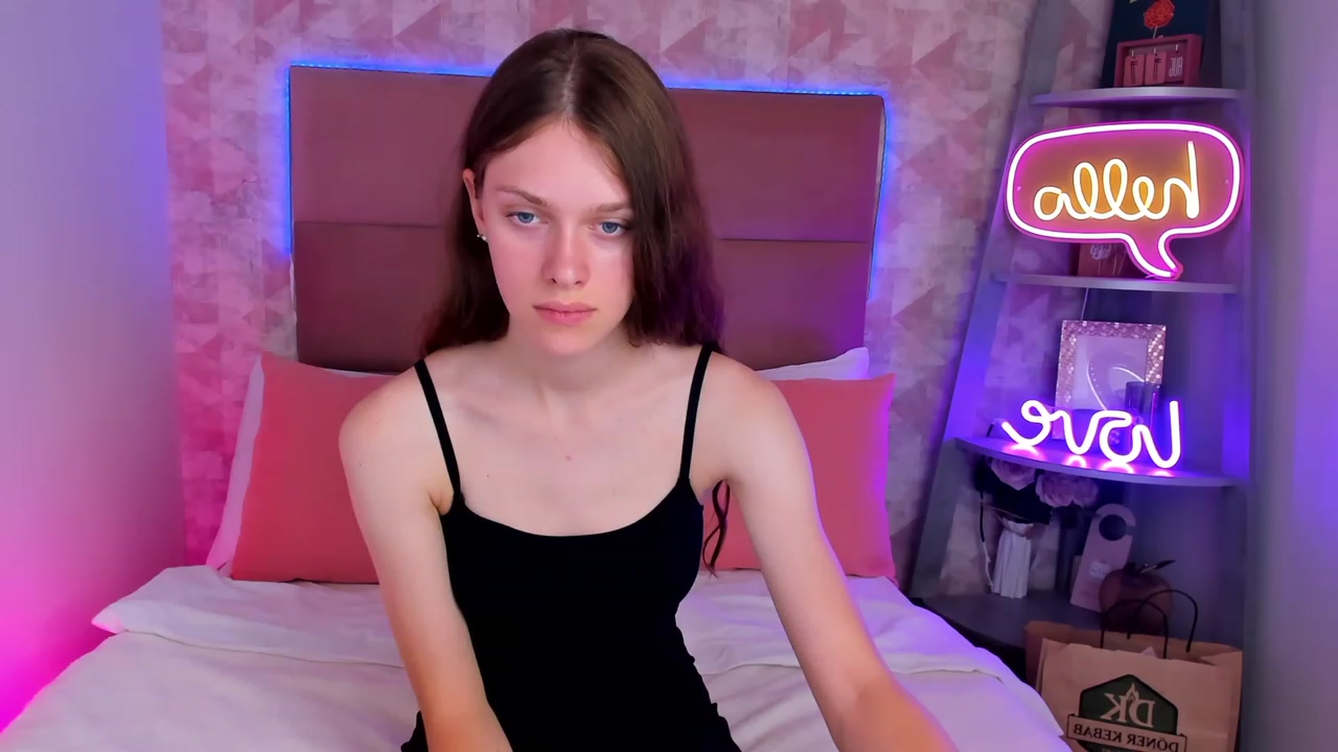 Gallery image thumbnail from JaneBrown's myfreecams stream on, 08/25/2023, 13:45 image 20 of 20