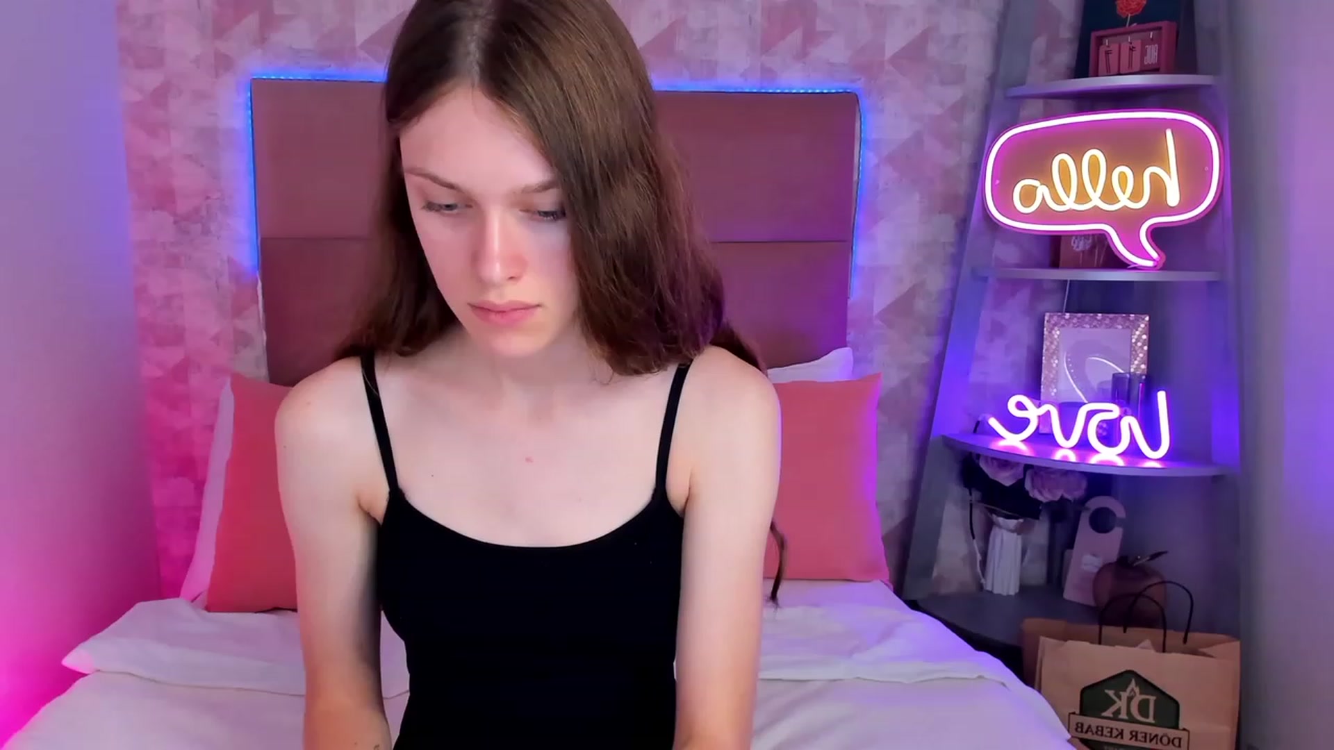 Gallery image thumbnail from JaneBrown's myfreecams stream on, 08/25/2023, 13:45 image 11 of 20