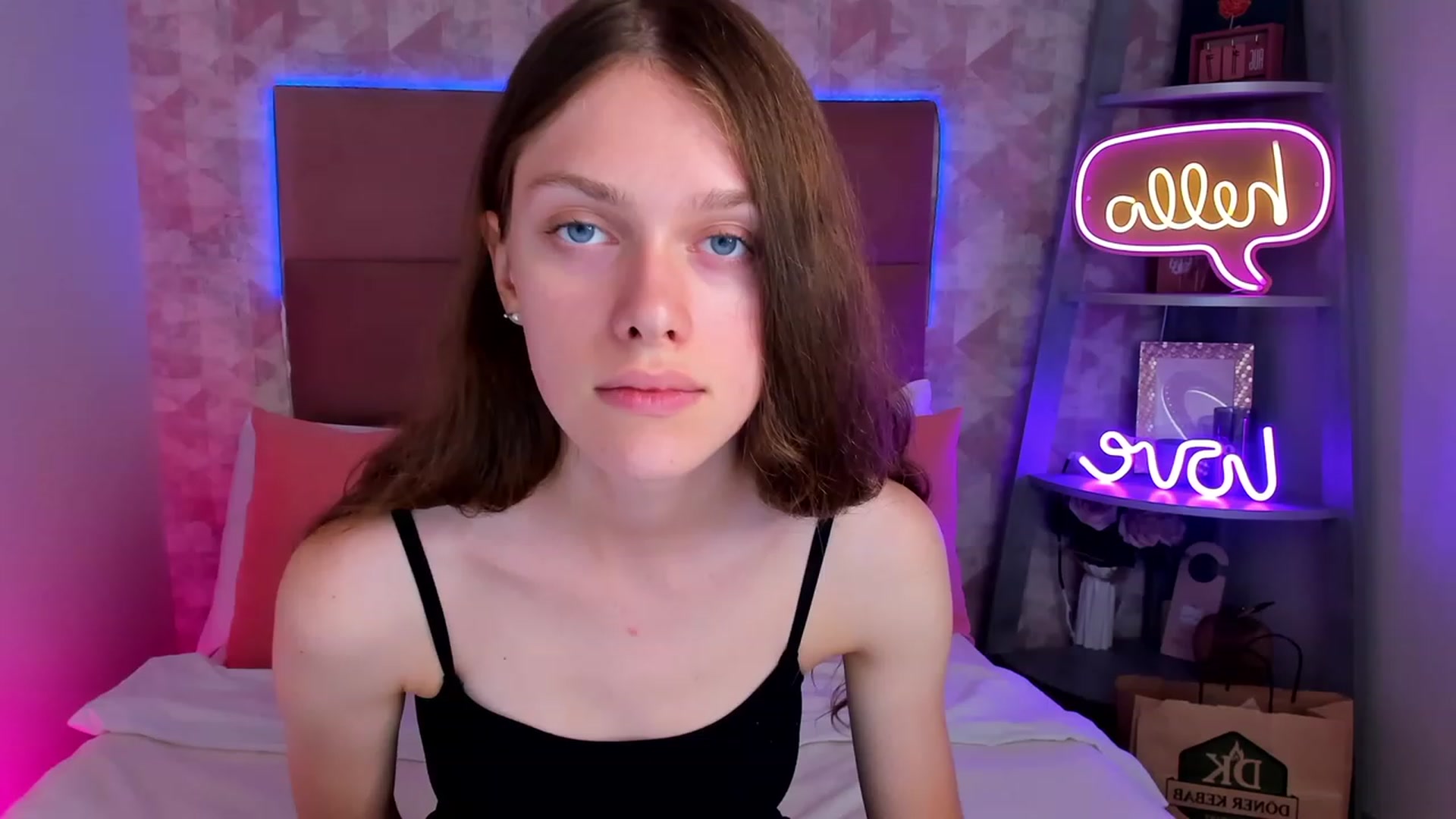 Gallery image thumbnail from JaneBrown's myfreecams stream on, 08/25/2023, 13:45 image 7 of 20