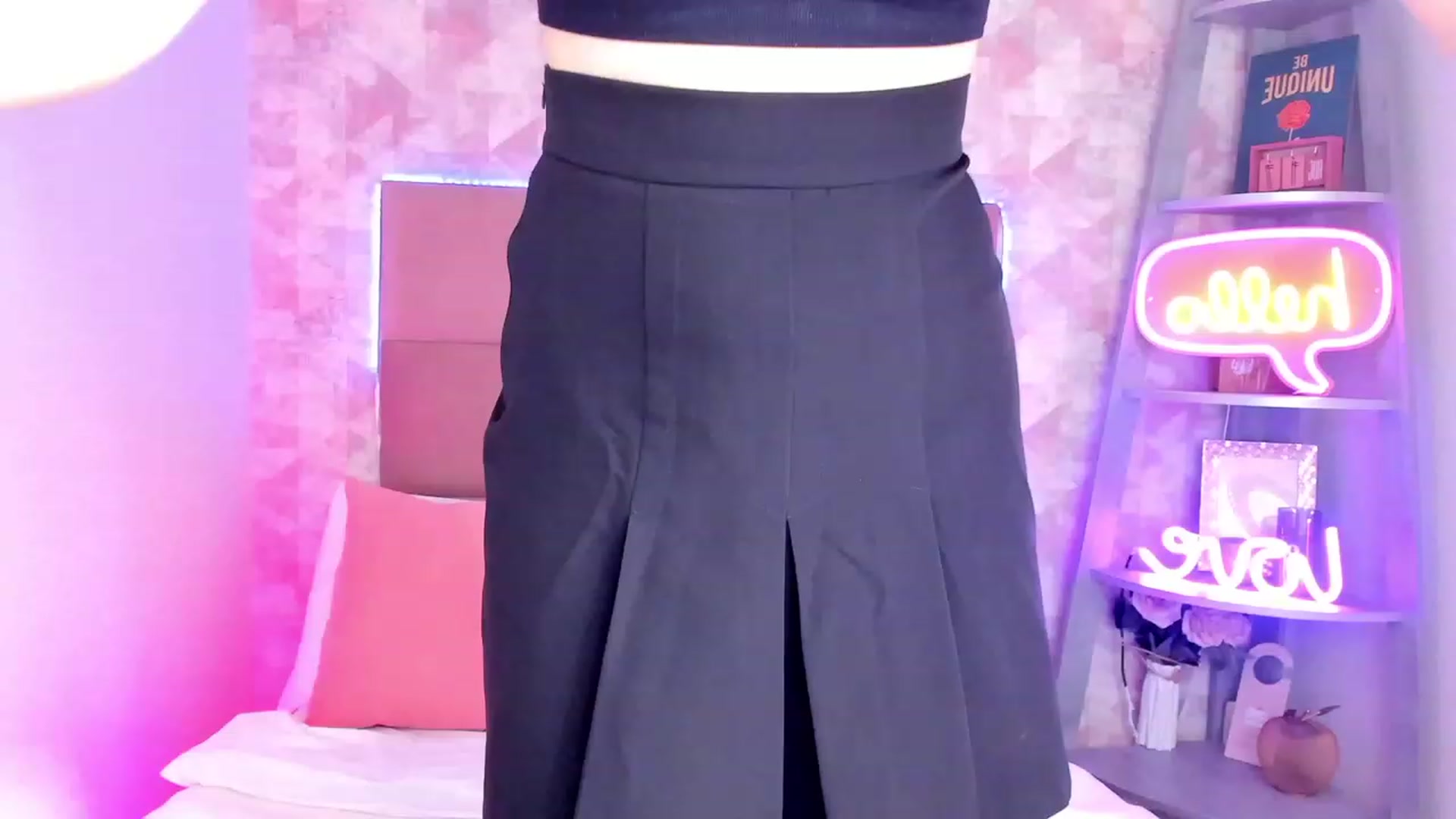 Gallery image thumbnail from JaneBrown's myfreecams stream on, 08/25/2023, 14:41 image 13 of 20