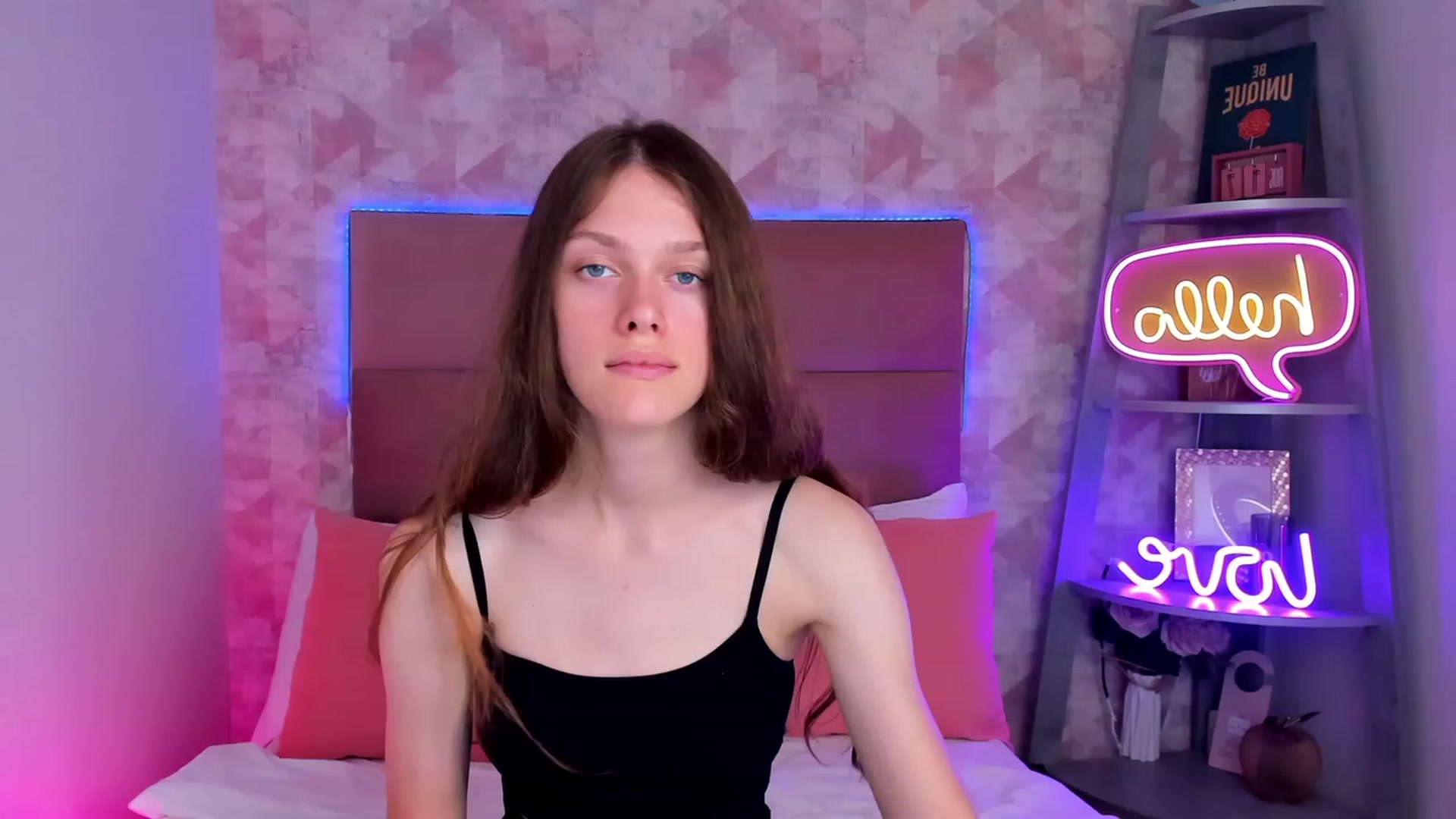 Gallery image thumbnail from JaneBrown's myfreecams stream on, 08/25/2023, 14:41 image 2 of 20