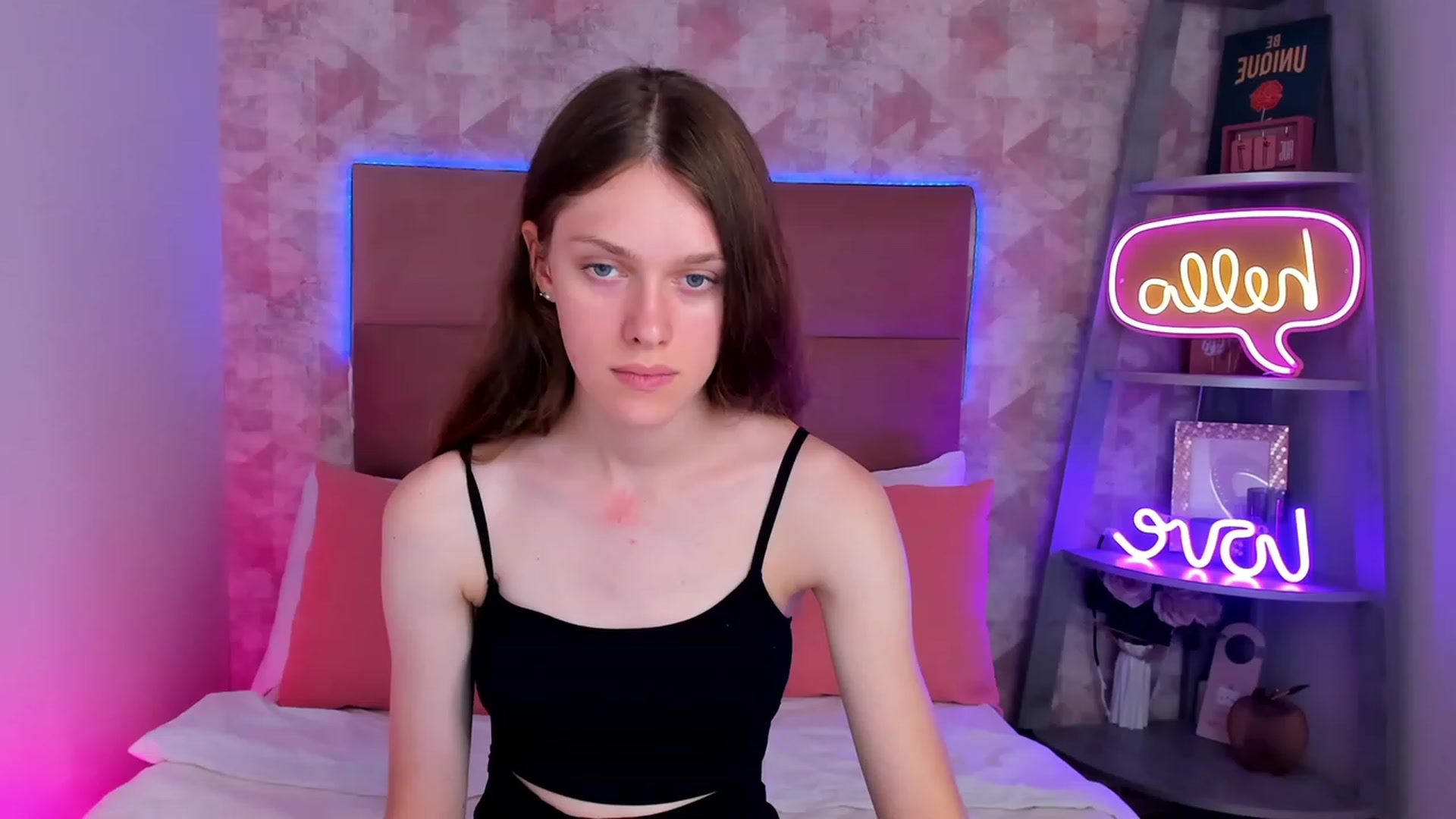Gallery image thumbnail from JaneBrown's myfreecams stream on, 08/25/2023, 14:41 image 6 of 20