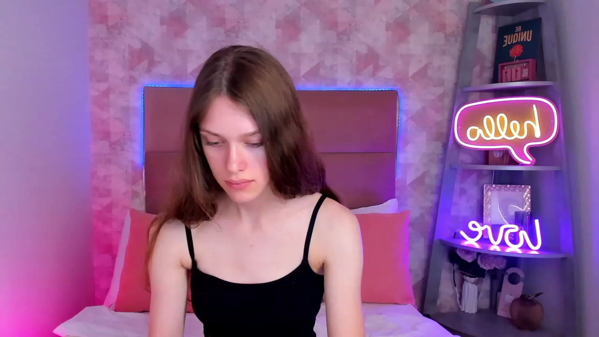 Gallery image thumbnail from JaneBrown's myfreecams stream on, 08/25/2023, 14:41 image 1 of 20