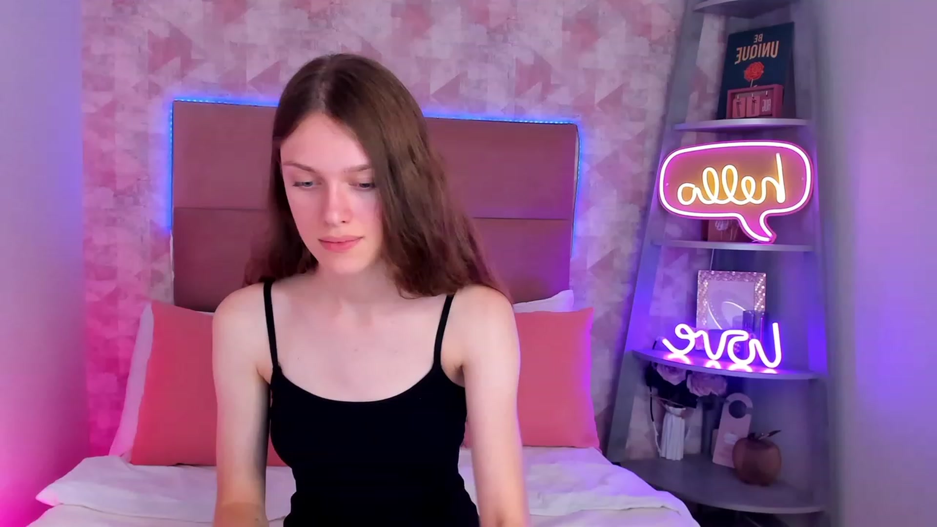 Gallery image thumbnail from JaneBrown's myfreecams stream on, 08/25/2023, 15:28 image 20 of 20