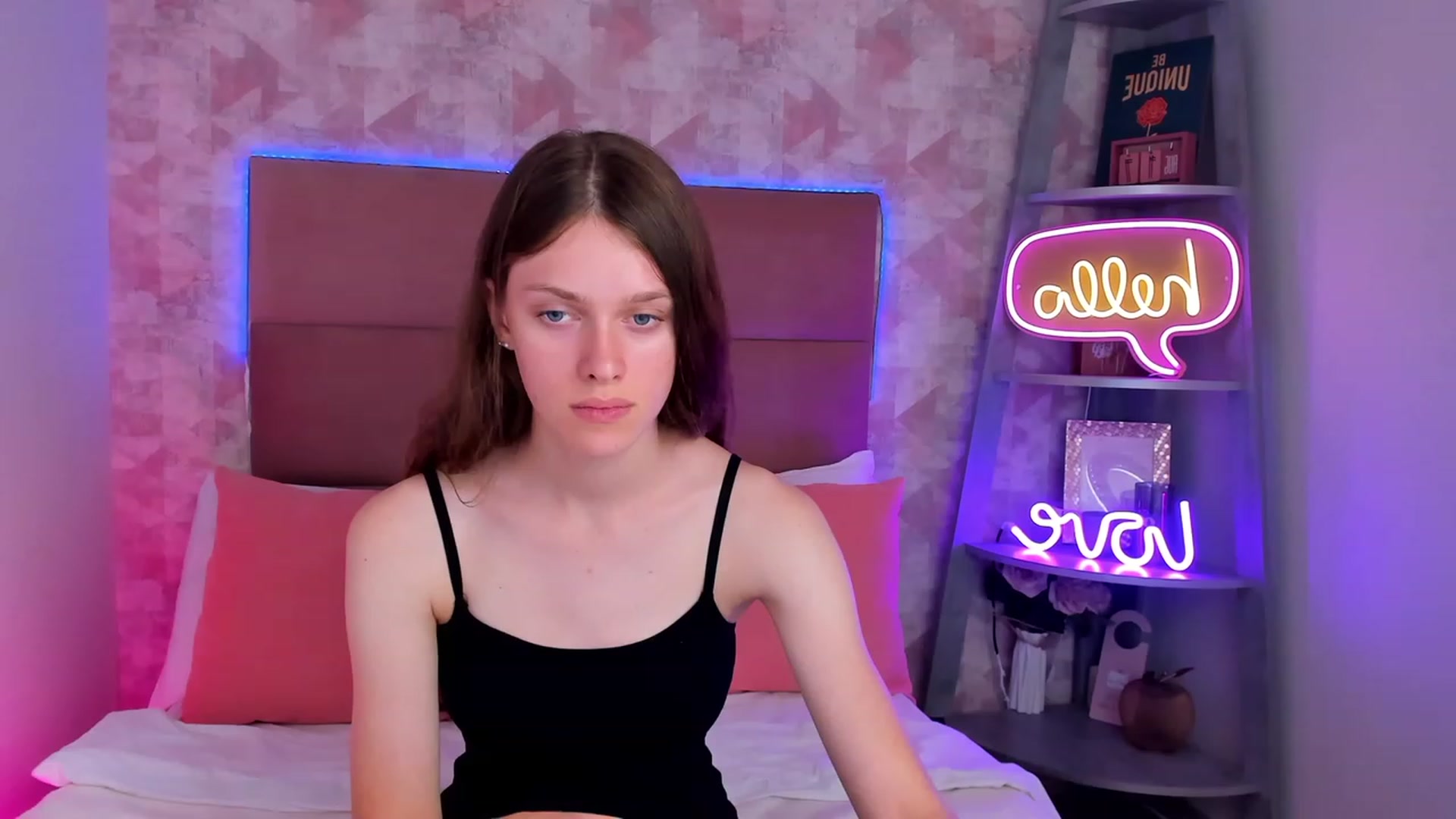 Gallery image thumbnail from JaneBrown's myfreecams stream on, 08/25/2023, 15:28 image 2 of 20
