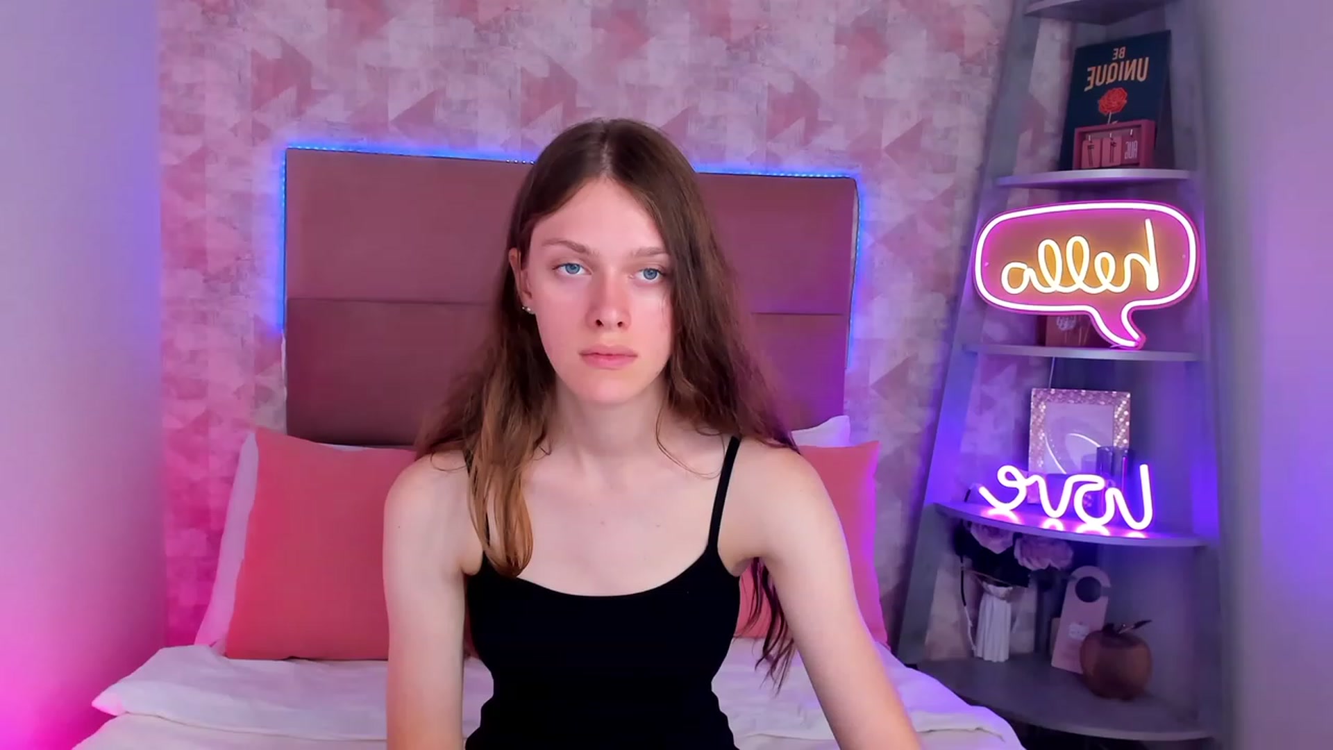 Gallery image thumbnail from JaneBrown's myfreecams stream on, 08/25/2023, 15:28 image 14 of 20