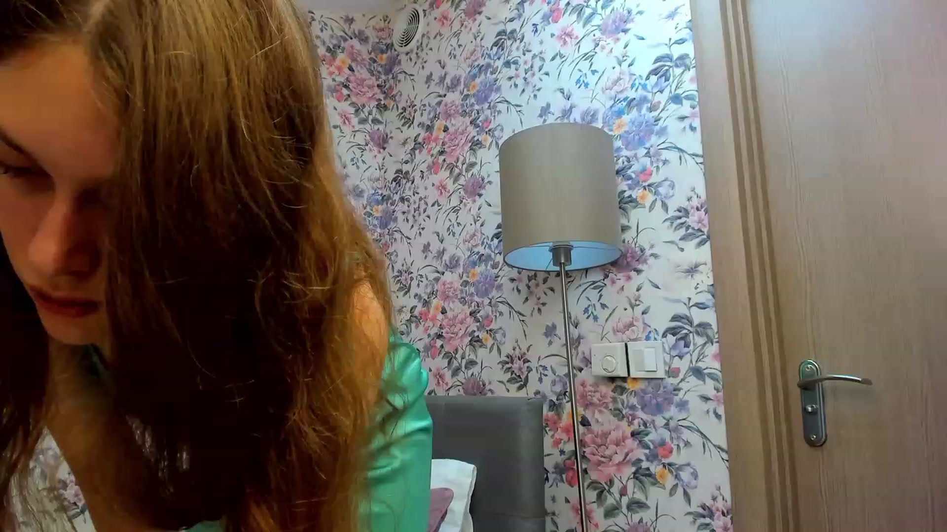 Gallery image thumbnail from JaneBrown's myfreecams stream on, 08/27/2023, 13:01 image 7 of 20