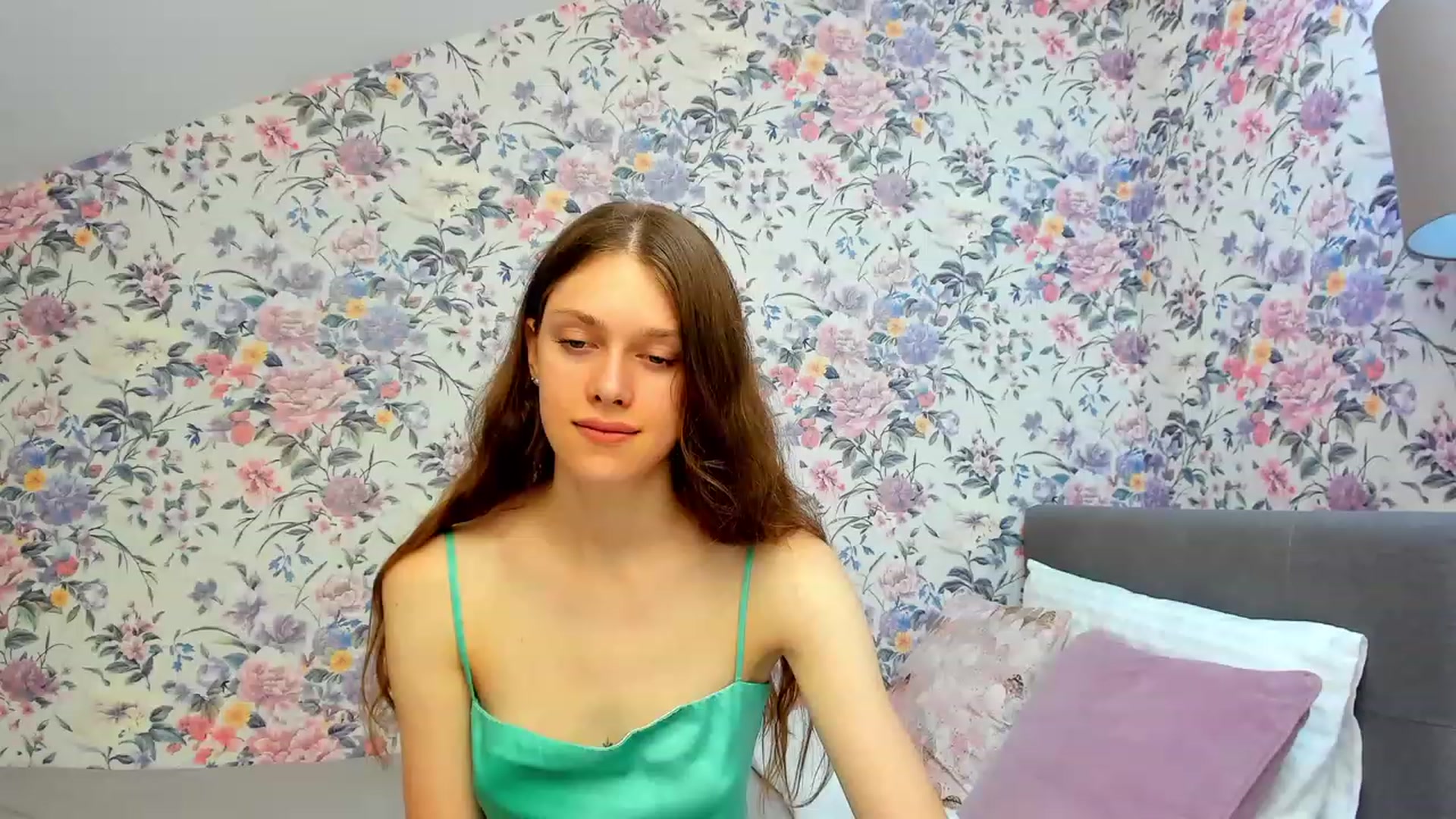 Gallery image thumbnail from JaneBrown's myfreecams stream on, 08/27/2023, 13:01 image 17 of 20