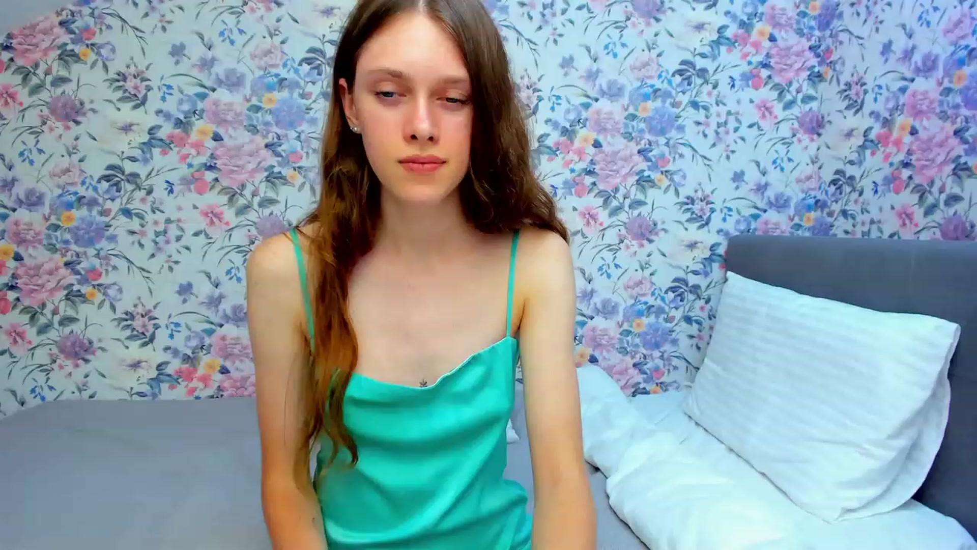 Gallery image thumbnail from JaneBrown's myfreecams stream on, 08/27/2023, 16:13 image 17 of 20