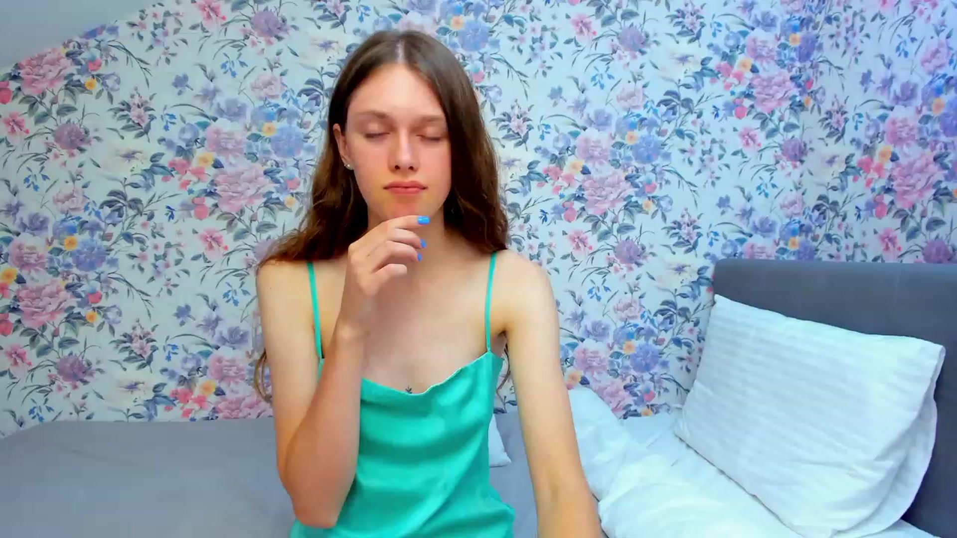 Gallery image thumbnail from JaneBrown's myfreecams stream on, 08/27/2023, 16:13 image 16 of 20