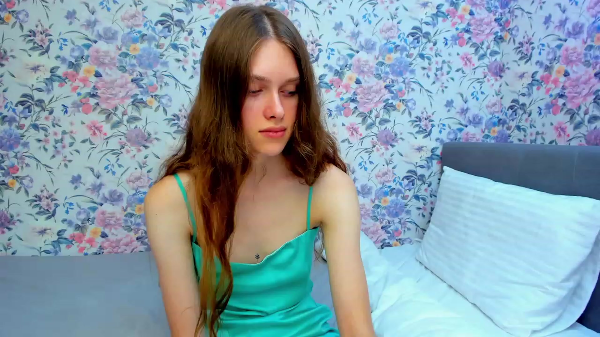 Gallery image thumbnail from JaneBrown's myfreecams stream on, 08/27/2023, 16:13 image 4 of 20