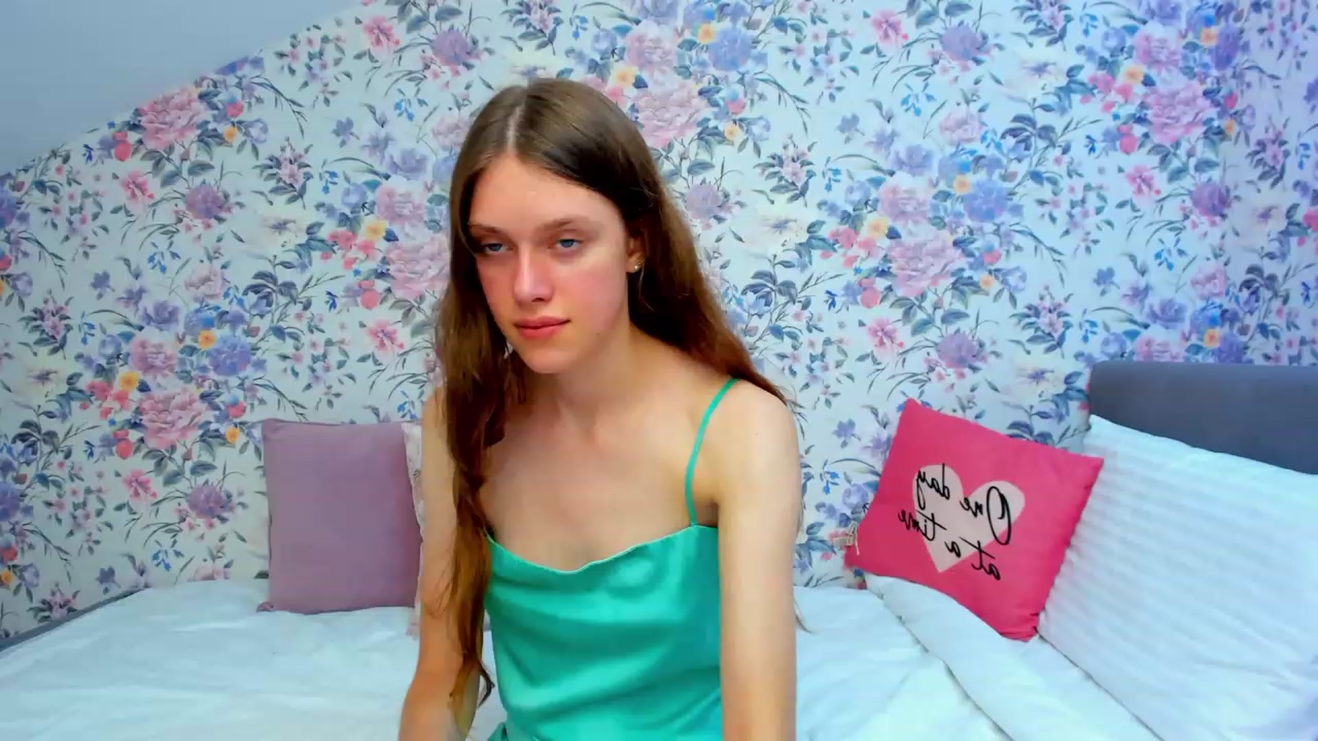 Gallery image thumbnail from JaneBrown's myfreecams stream on, 08/27/2023, 18:59 image 15 of 20