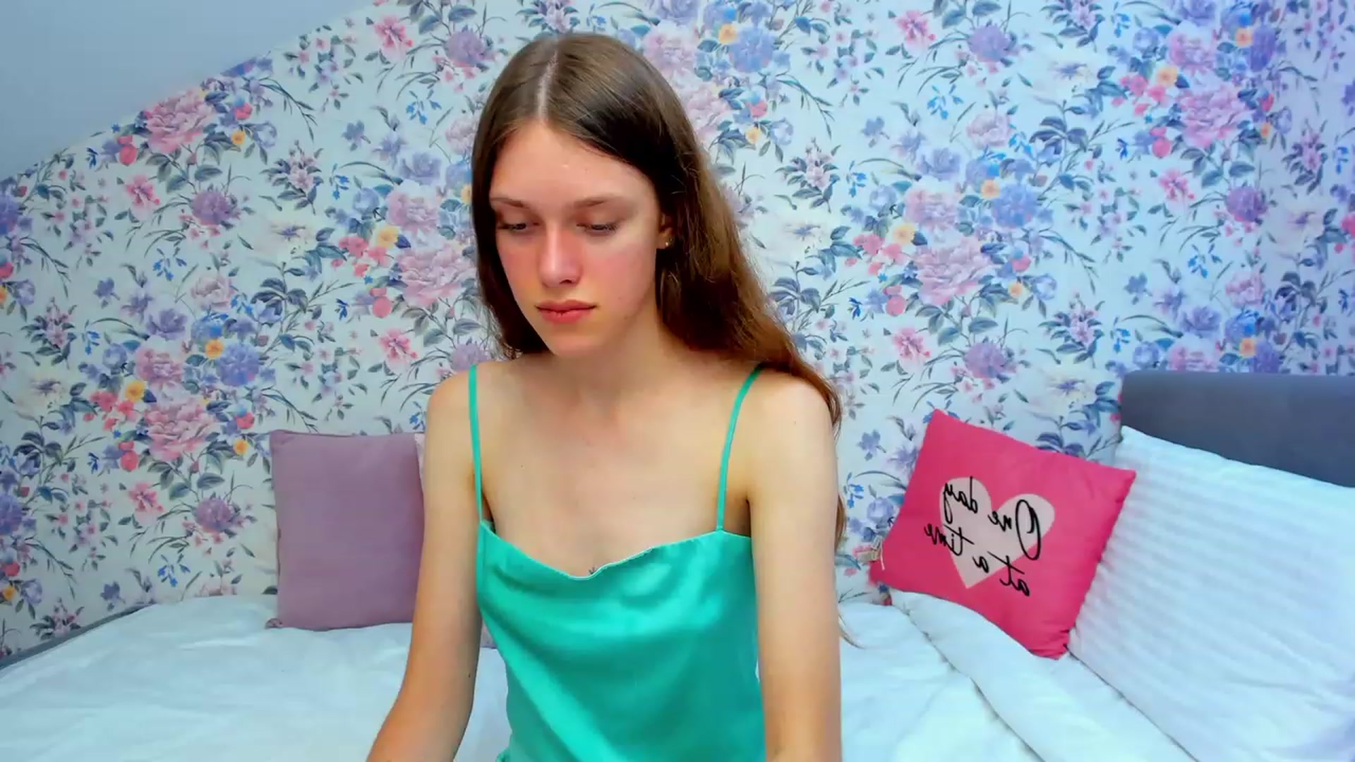 Gallery image thumbnail from JaneBrown's myfreecams stream on, 08/27/2023, 18:59 image 17 of 20
