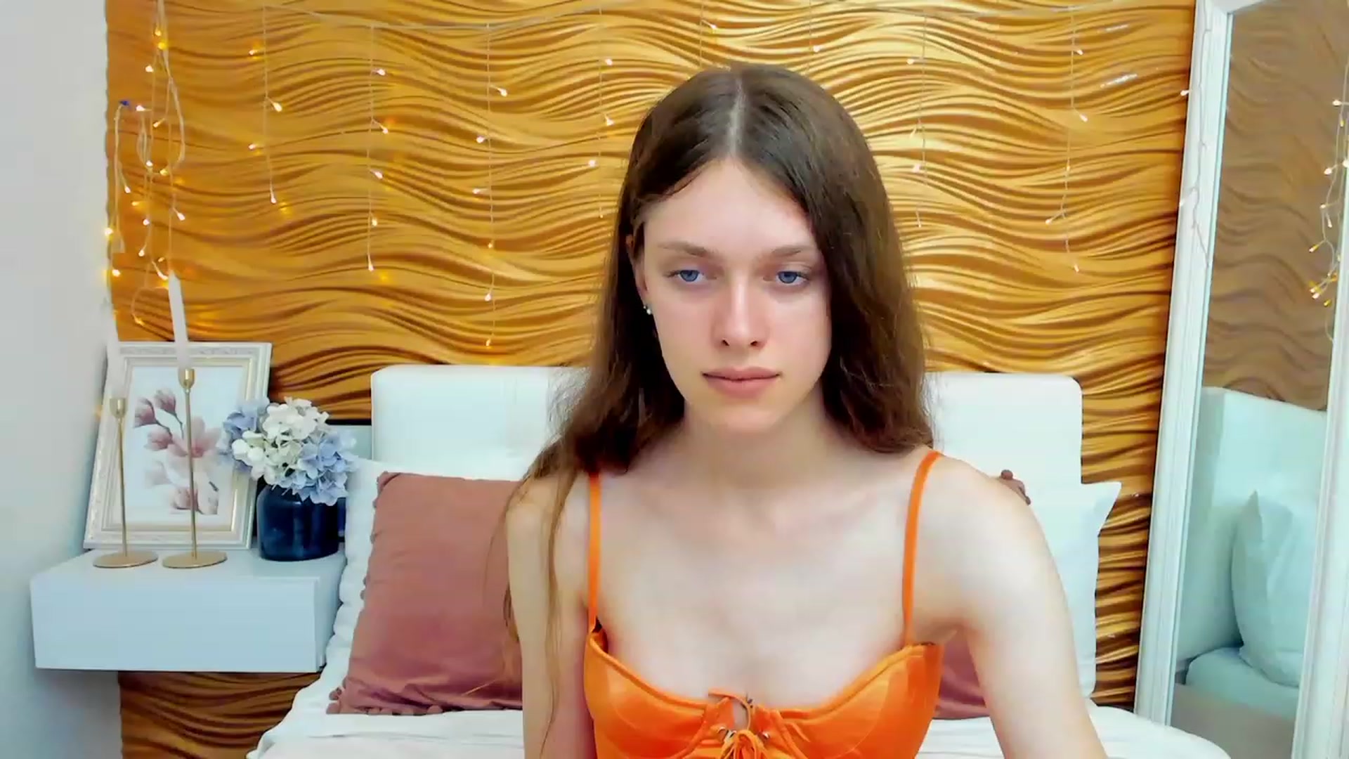 Gallery image thumbnail from JaneBrown's myfreecams stream on, 08/30/2023, 15:33 image 14 of 20