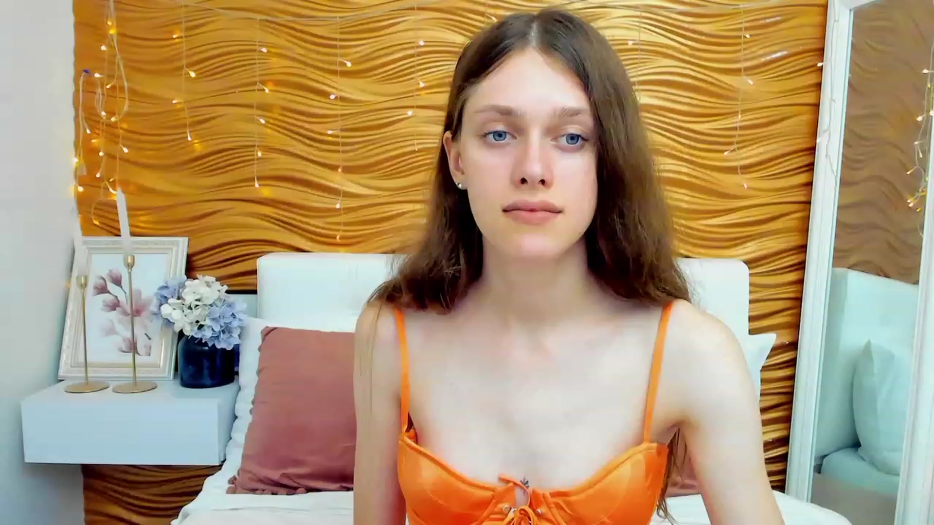 Gallery image thumbnail from JaneBrown's myfreecams stream on, 08/30/2023, 15:33 image 8 of 20