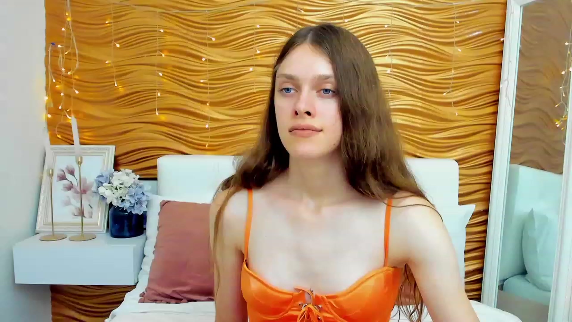 Gallery image thumbnail from JaneBrown's myfreecams stream on, 08/30/2023, 15:33 image 13 of 20