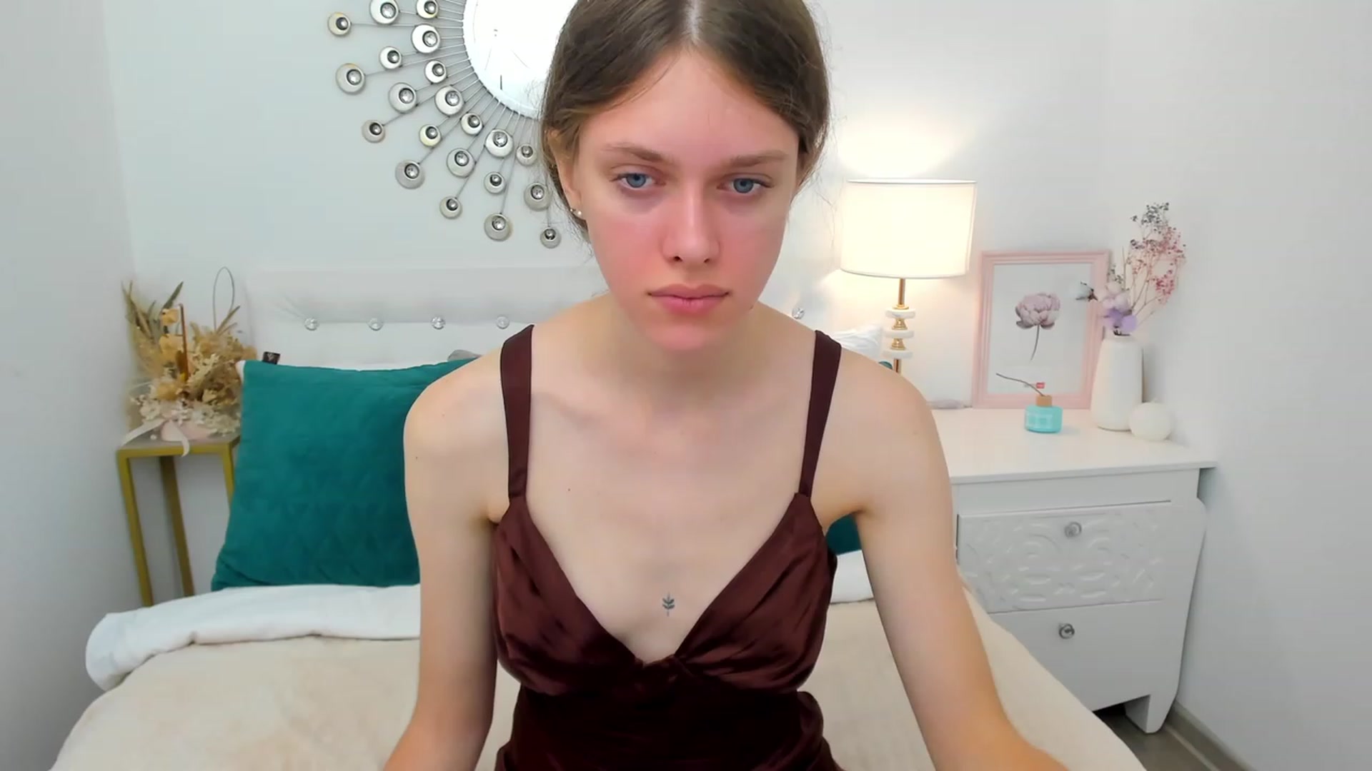 Gallery image thumbnail from JaneBrown's myfreecams stream on, 09/01/2023, 08:20 image 6 of 20