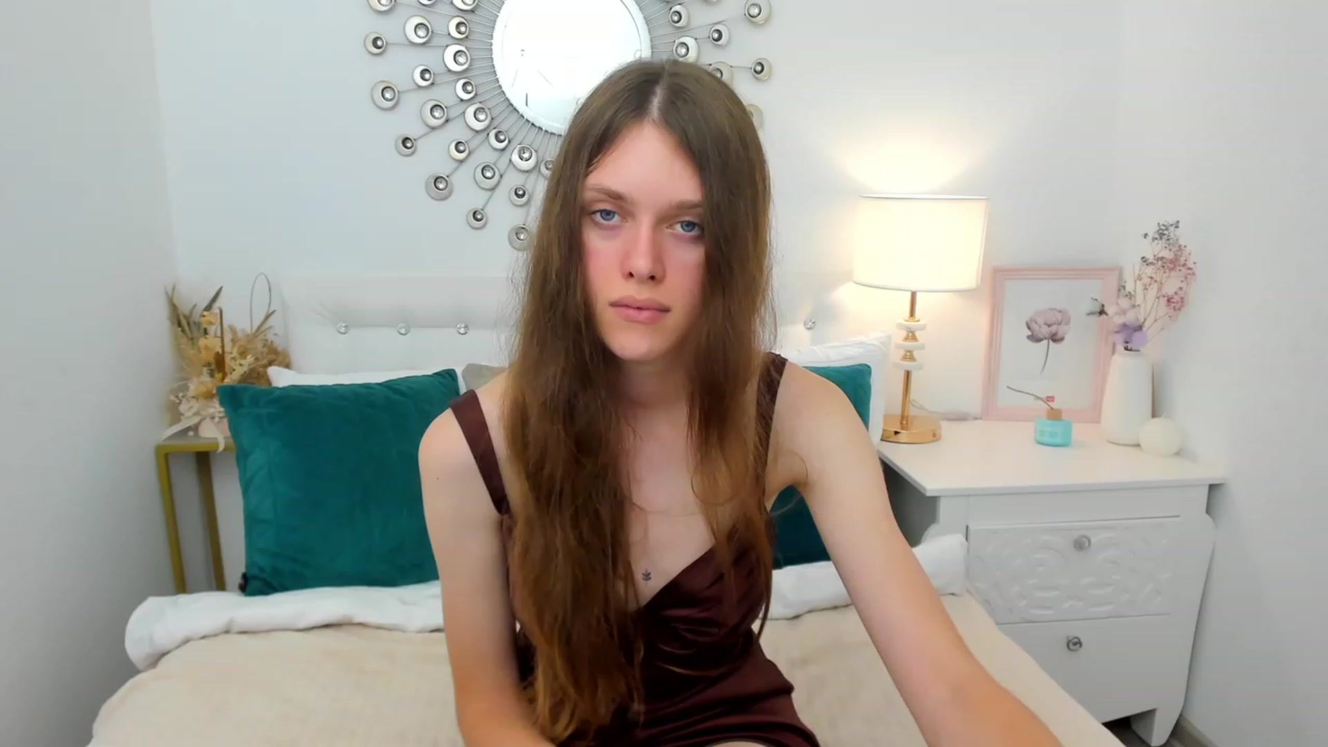 Gallery image thumbnail from JaneBrown's myfreecams stream on, 09/01/2023, 10:49 image 5 of 20