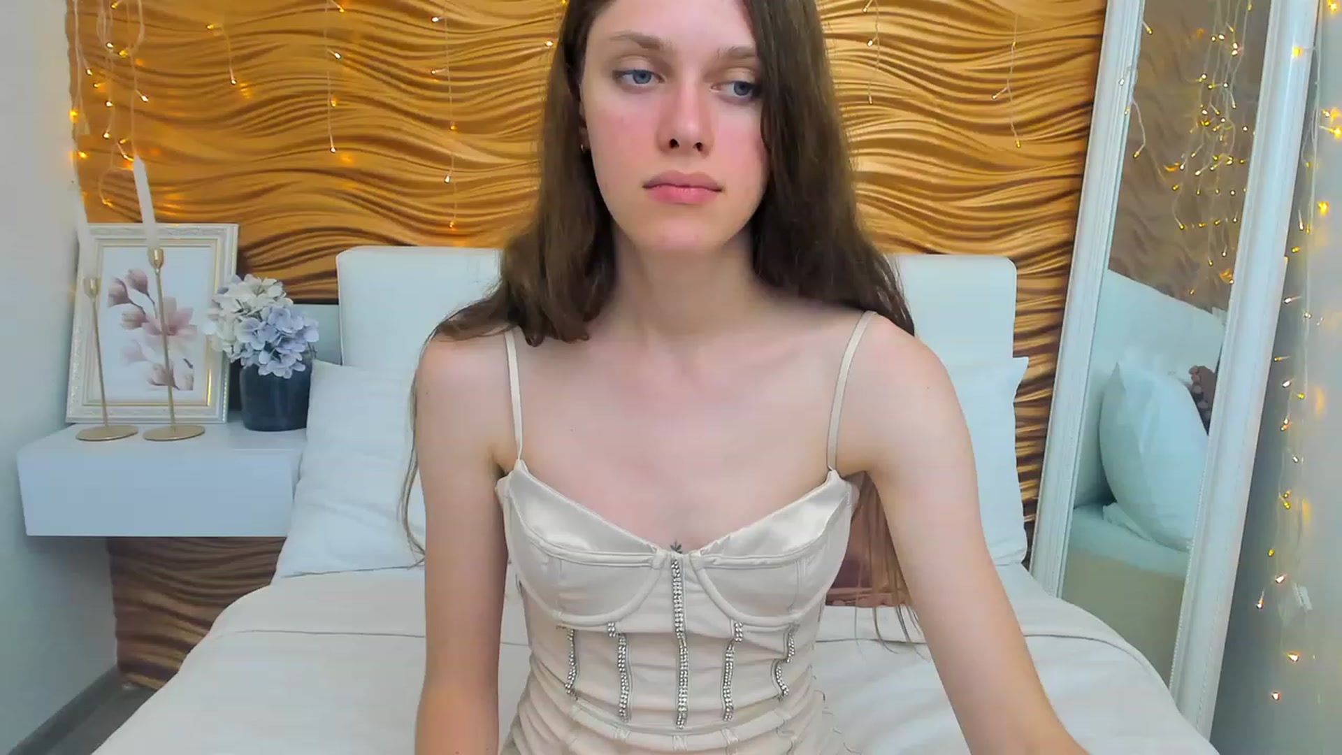 Gallery image thumbnail from JaneBrown's myfreecams stream on, 09/03/2023, 18:15 image 16 of 20