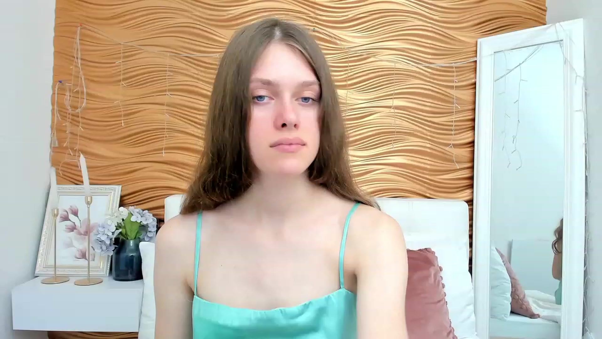 Gallery image thumbnail from JaneBrown's myfreecams stream on, 09/12/2023, 12:38 image 16 of 20