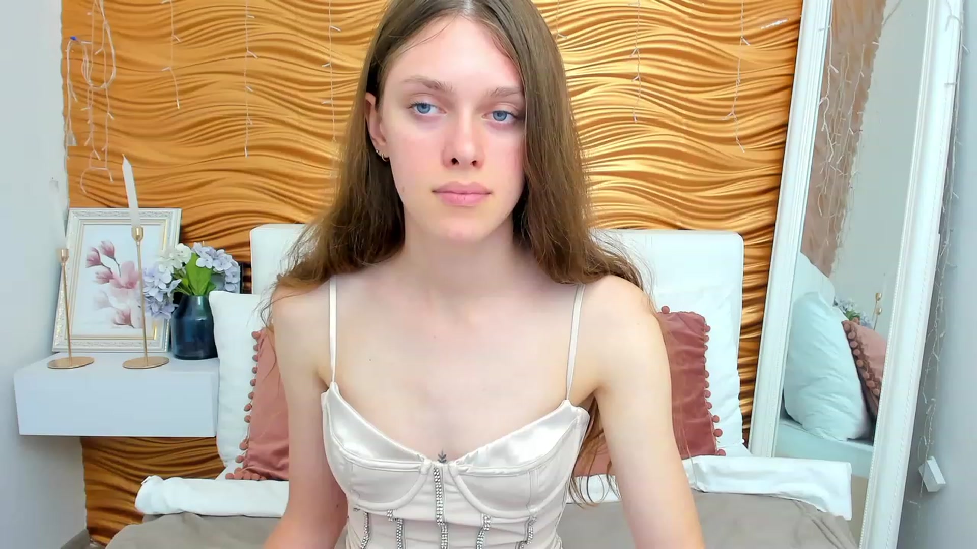Gallery image thumbnail from JaneBrown's myfreecams stream on, 09/13/2023, 15:52 image 9 of 20