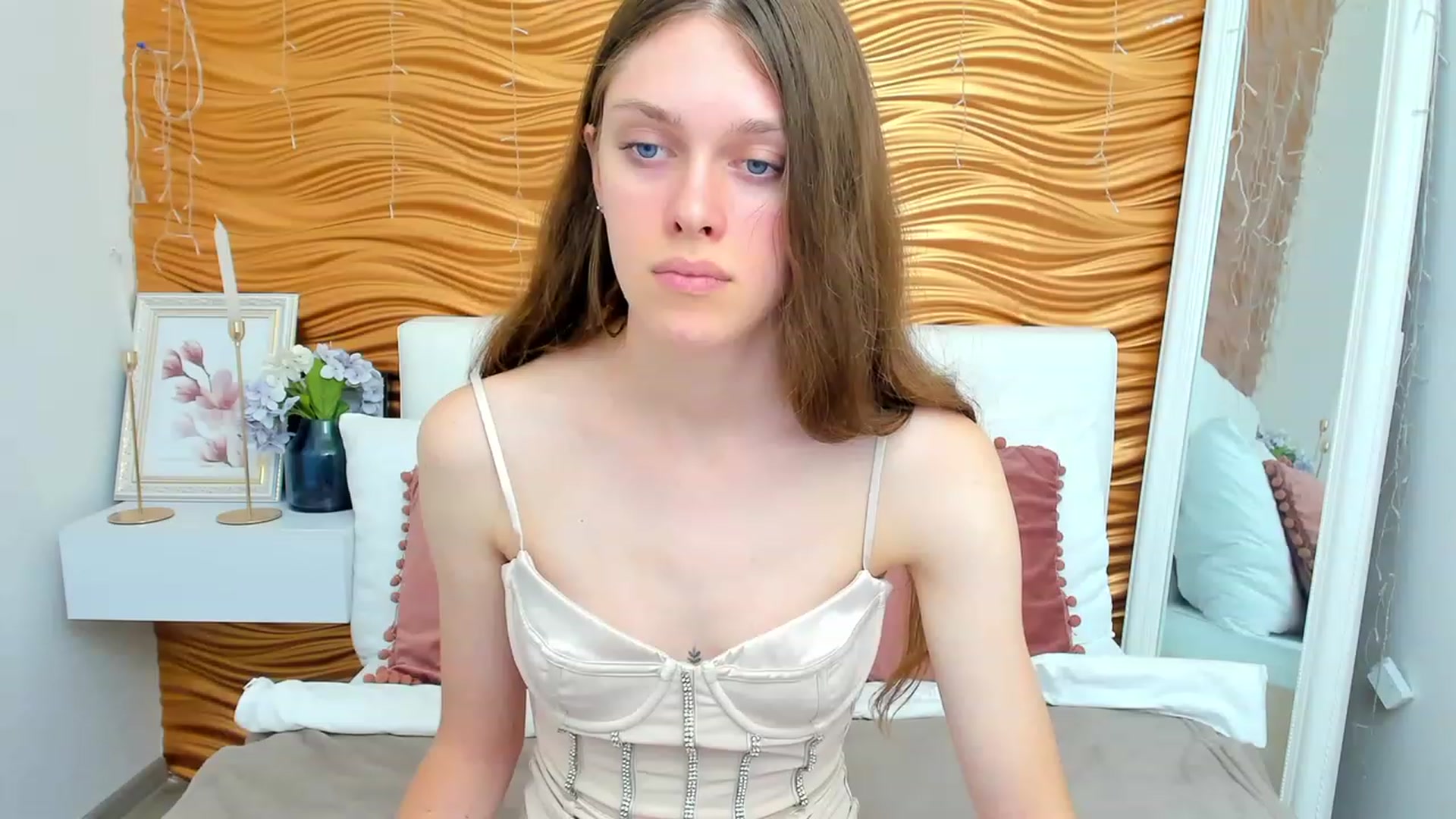 Gallery image thumbnail from JaneBrown's myfreecams stream on, 09/13/2023, 15:52 image 15 of 20